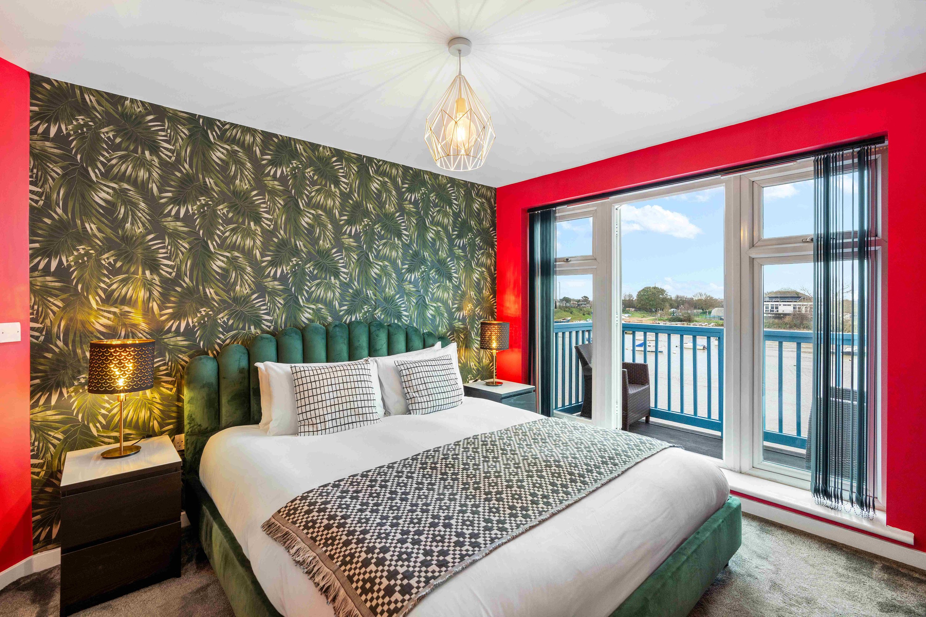 River Heights With Views Parking |By My Getaways in 27 Broad Reach, Shoreham By Sea, West Sussex Bn43 5EY - Property image 9 - VivreStays