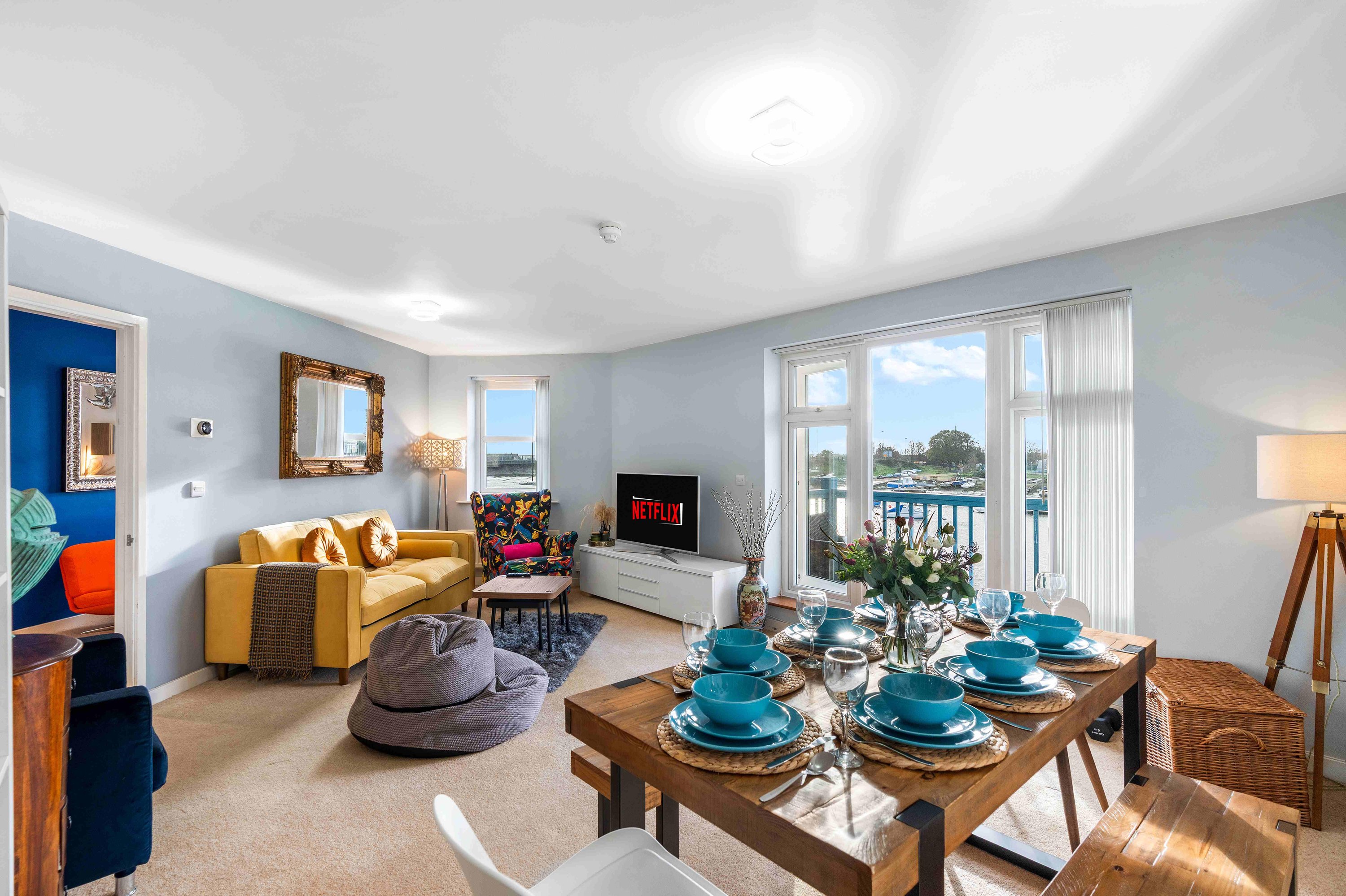 River Heights With Views Parking |By My Getaways in 27 Broad Reach, Shoreham By Sea, West Sussex Bn43 5EY - Property image 3 - VivreStays