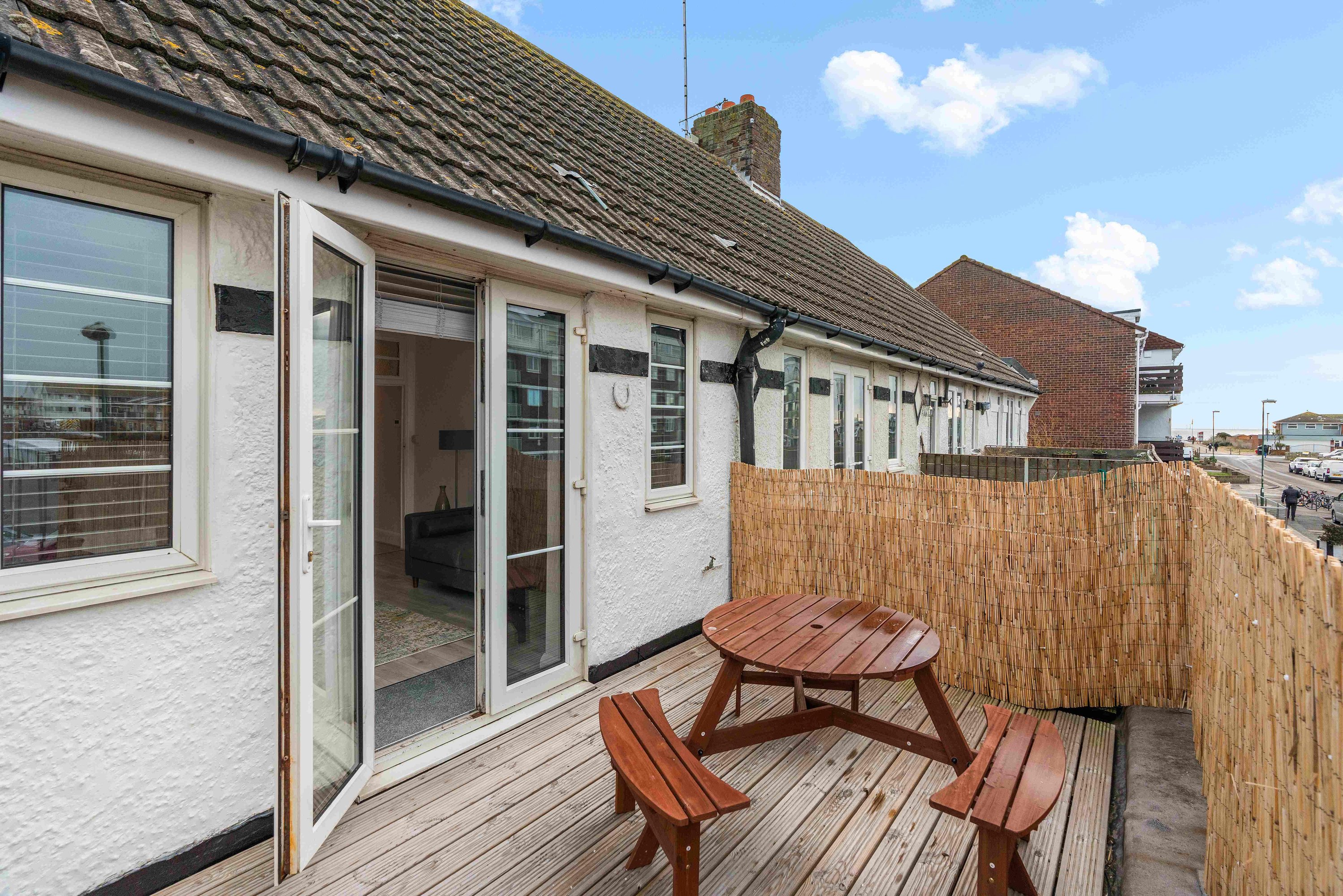 Ferry Fab Pad | By My Getaways in 15A Ferry Road, Shoreham Bn43 5RA - Property image 17 - VivreStays