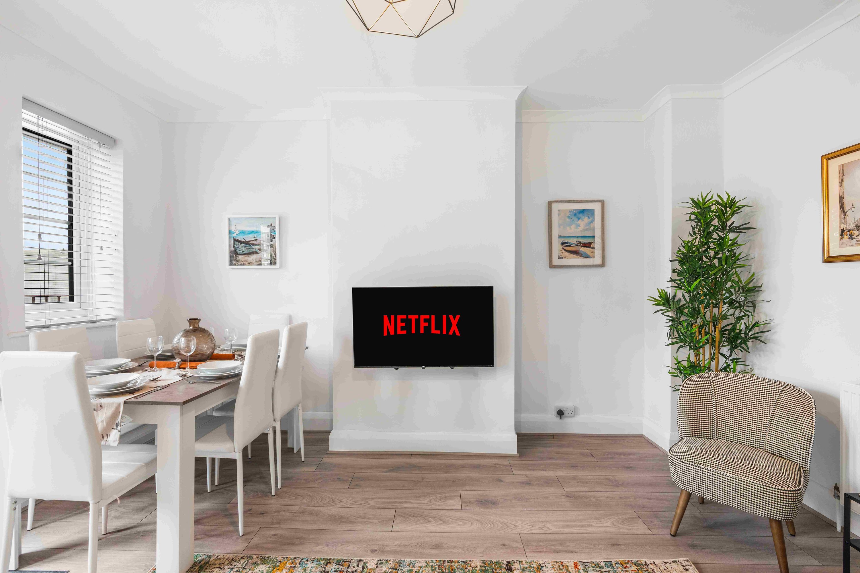 Ferry Fab Pad | By My Getaways in 15A Ferry Road, Shoreham Bn43 5RA - Property image 27 - VivreStays