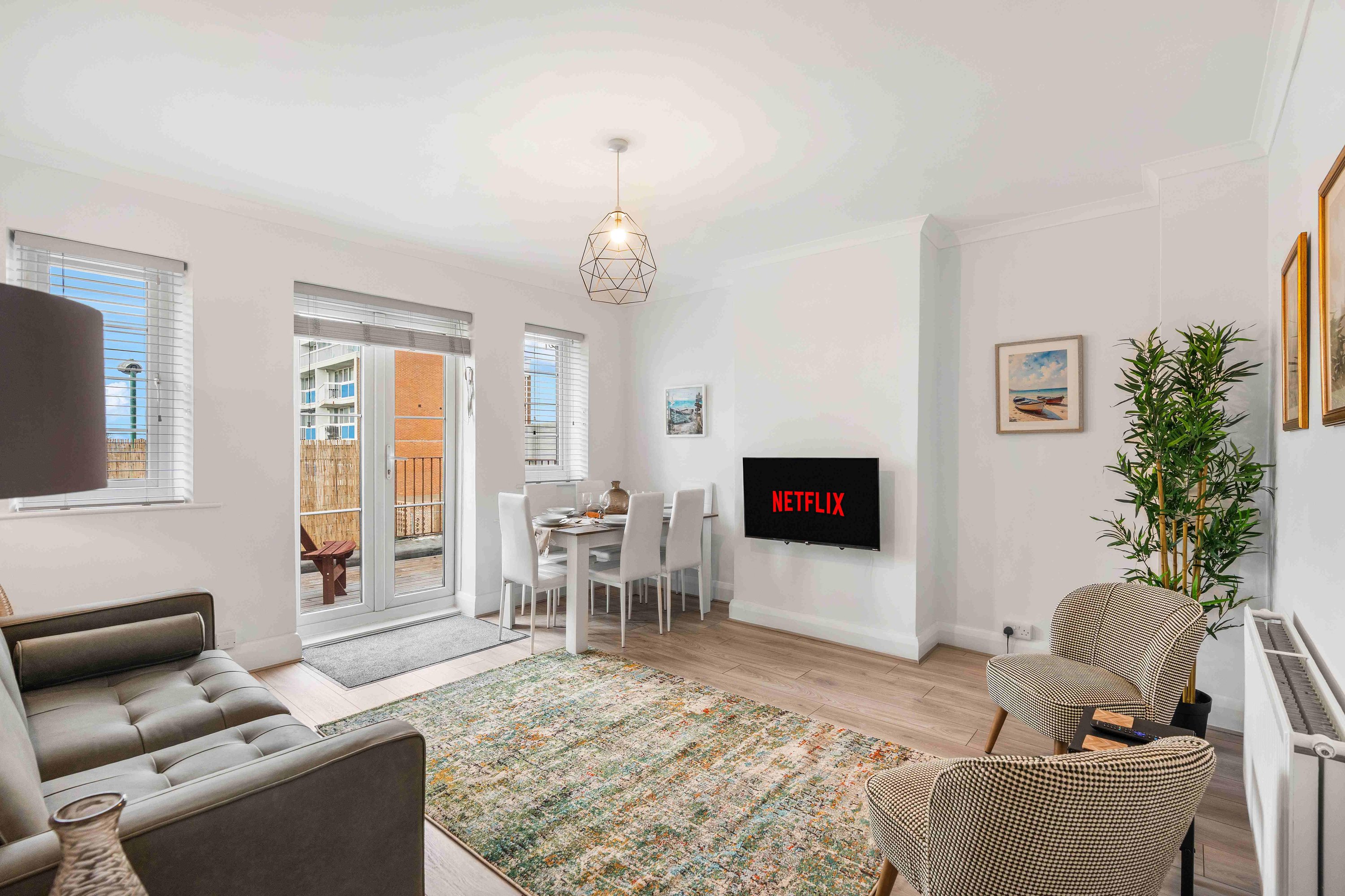 Ferry Fab Pad | By My Getaways in 15A Ferry Road, Shoreham Bn43 5RA - Property image 3 - VivreStays