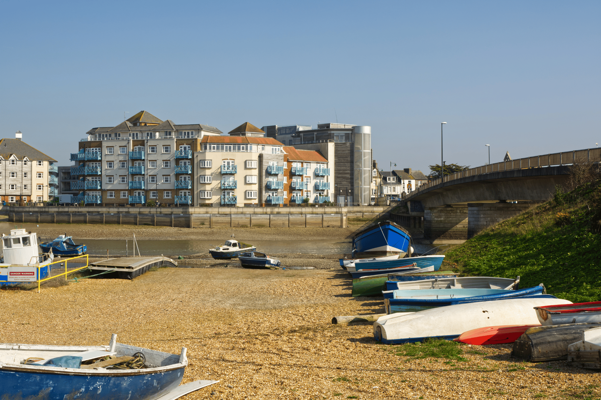 Ferry Fab Pad | By My Getaways in 15A Ferry Road, Shoreham Bn43 5RA - Property image 8 - VivreStays