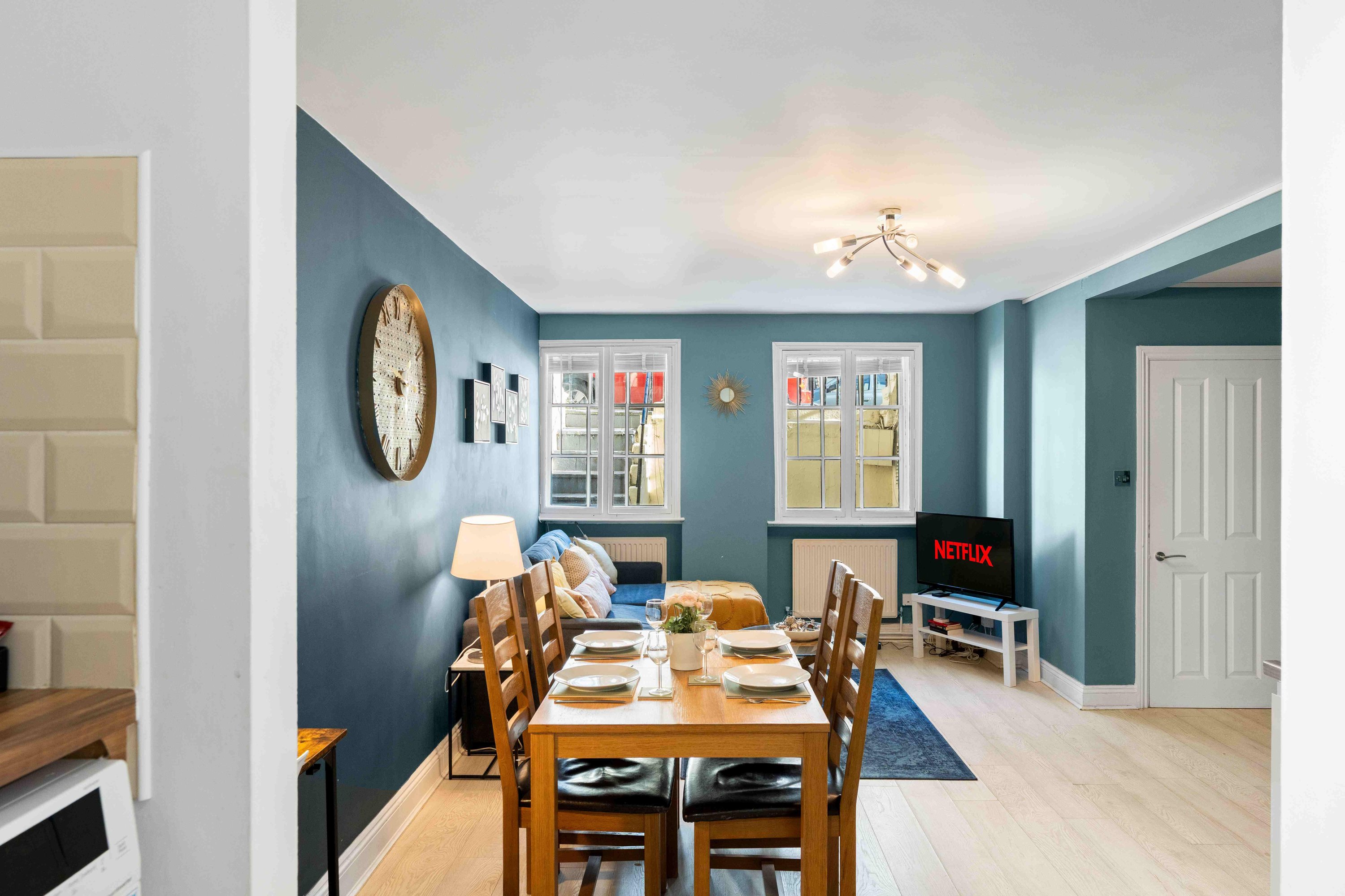 Beach Reach | By My Getaways in 22 Oriental Place, Brighton BN1 2LL - Property image 4 - VivreStays