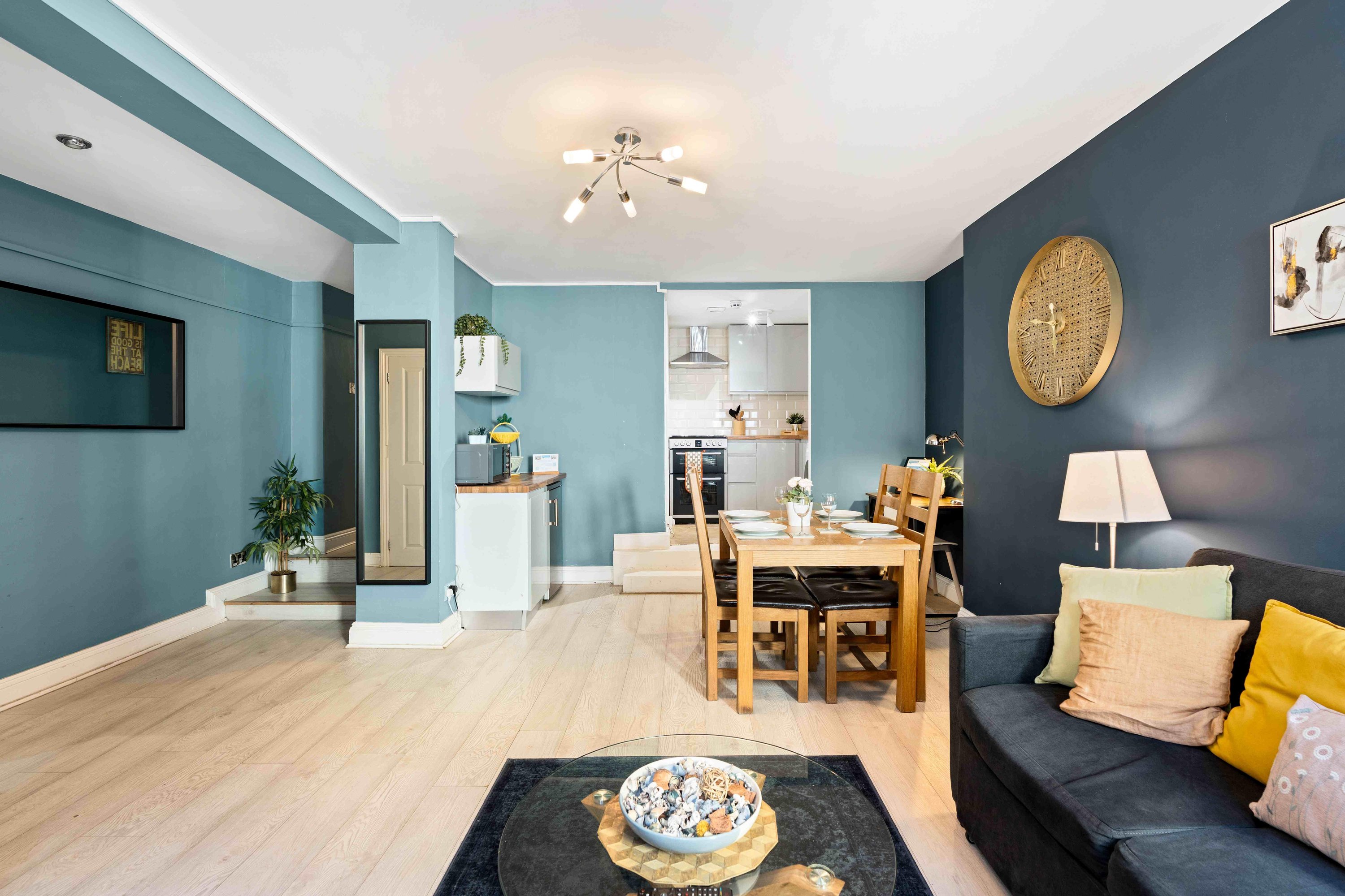 Beach Reach | By My Getaways in 22 Oriental Place, Brighton BN1 2LL - Property image 8 - VivreStays