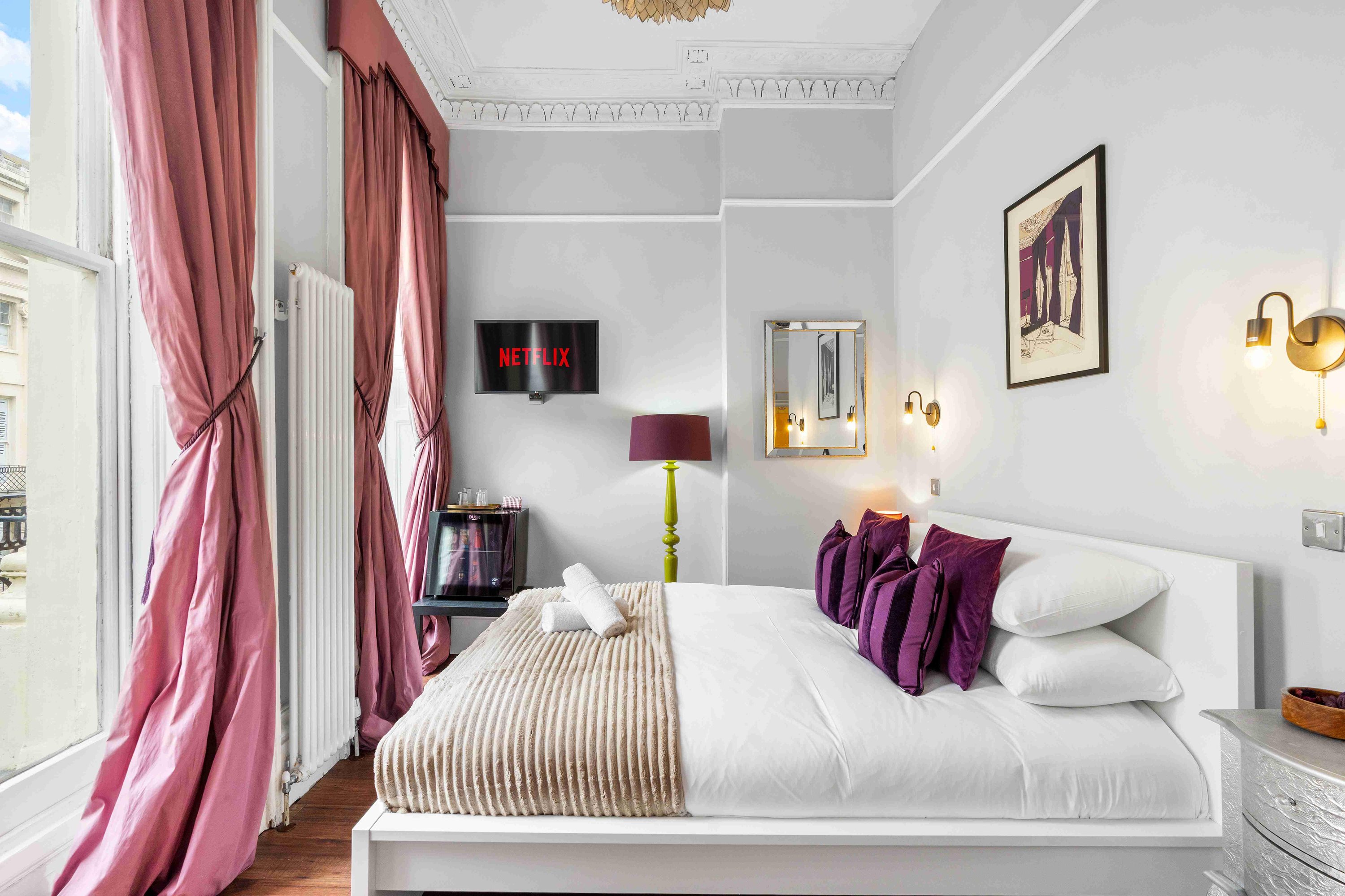 Oriental Four | By My Getaways serviced apartment - Brighton - VivreStays
