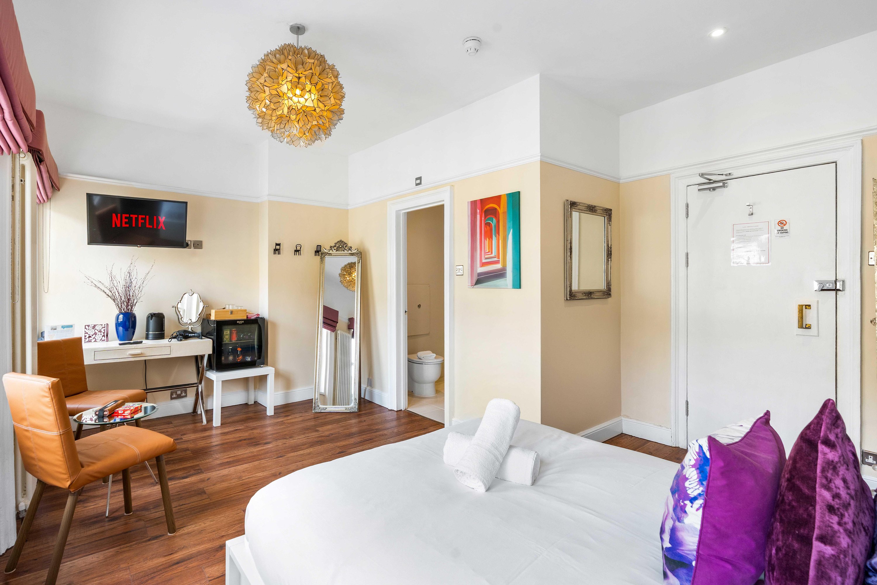 Oriental Six | By My Getaways serviced apartment - Brighton - VivreStays