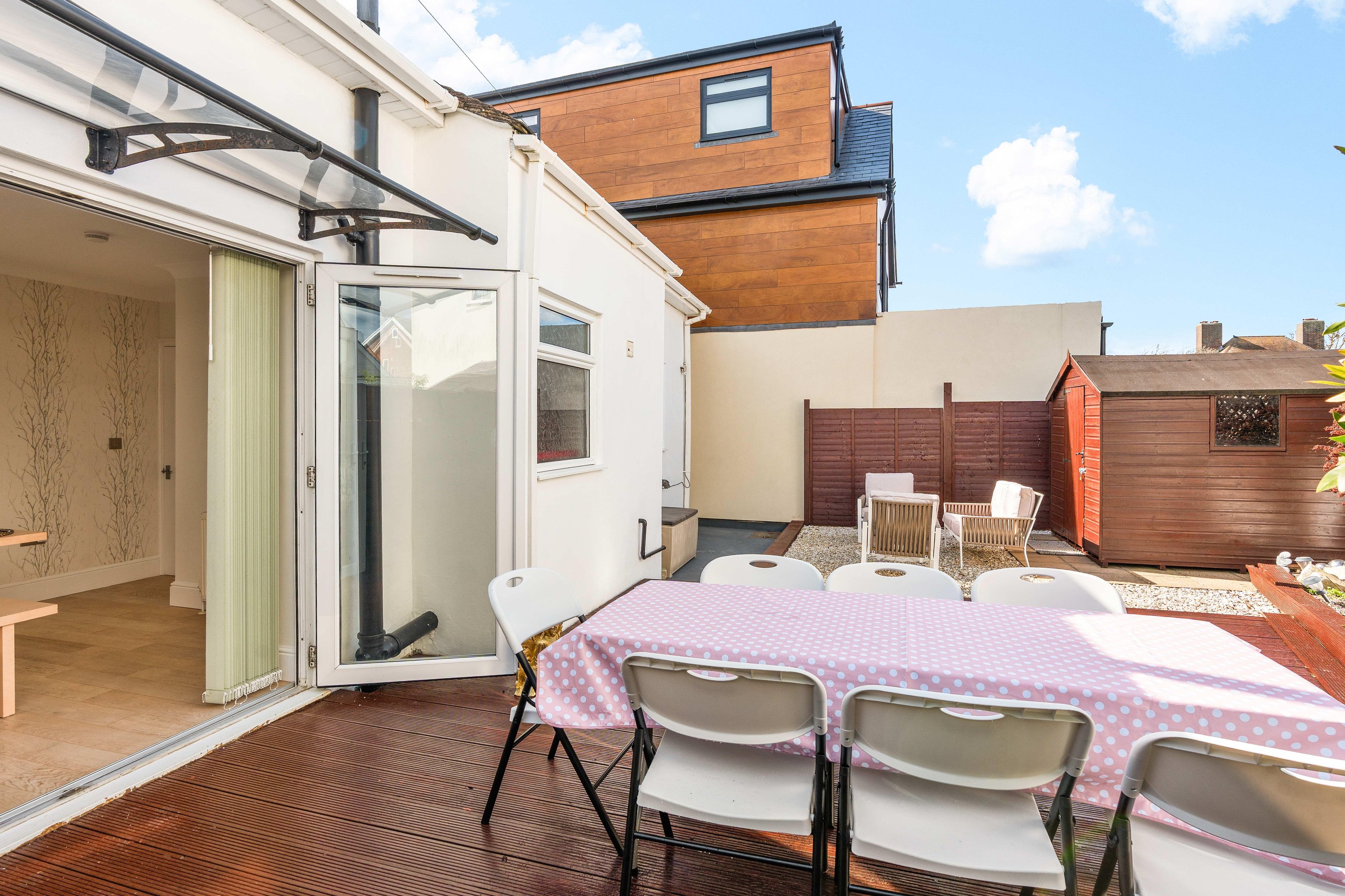 Sea Palm  | By My Getaways in 185 Brighton Road Lancing BN15 8JB - Property image 2 - VivreStays