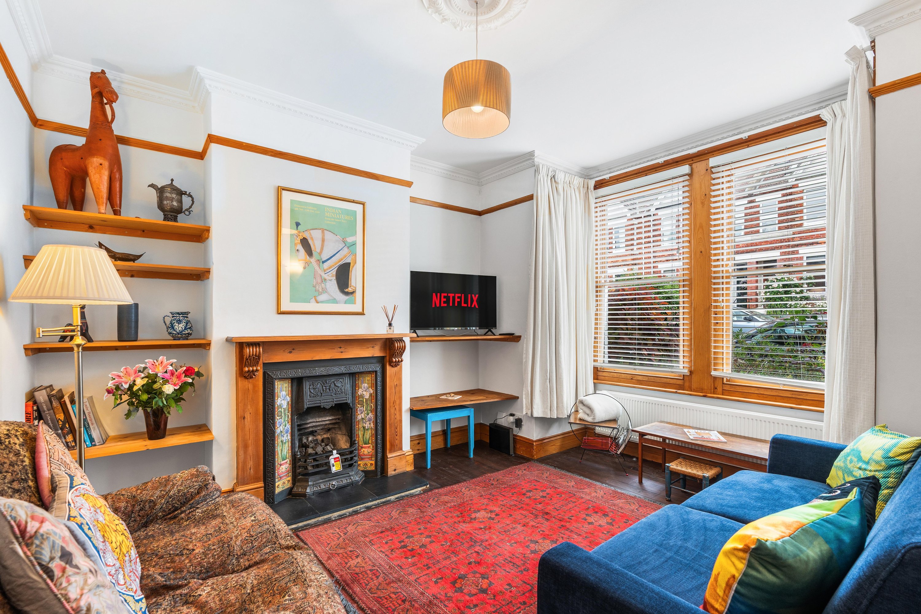 Daphne House | By My Getaways serviced apartment - Brighton - VivreStays