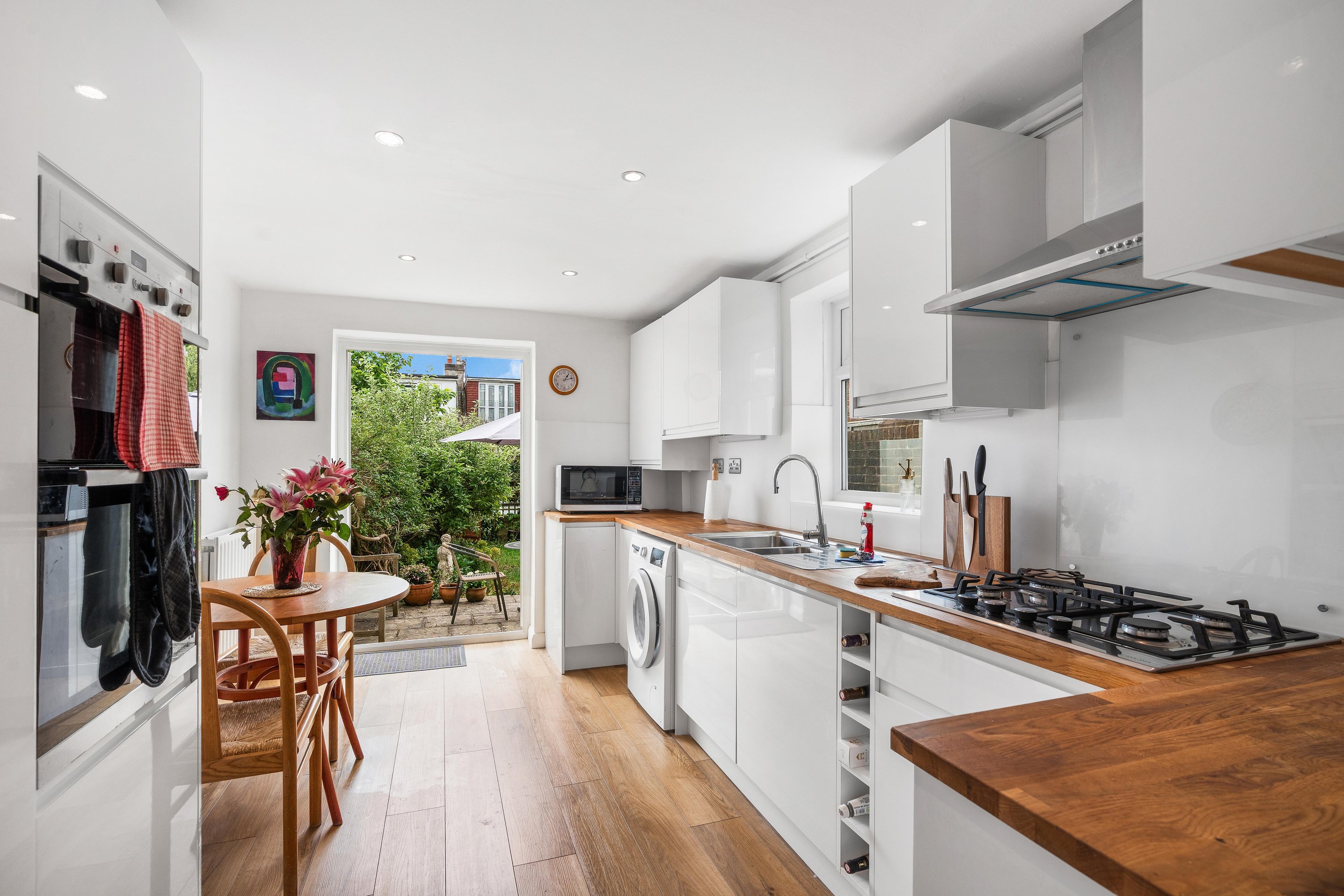 Daphne House | By My Getaways in 13 Bates Road, Brighton BN1 6PF BN1 6PF - Property image 18 - VivreStays