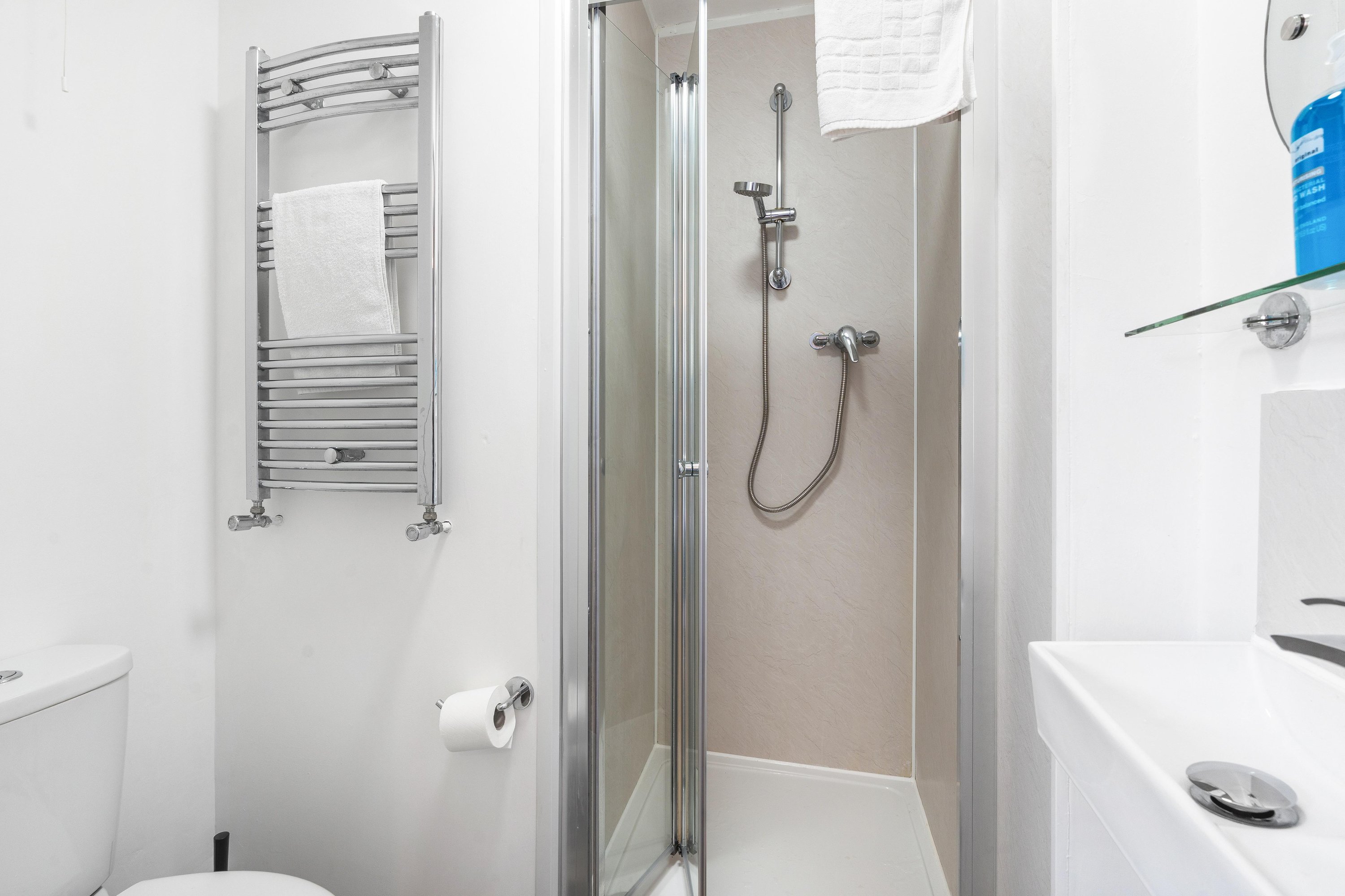 Downs Escape | By My Getaways in 6 Tottington Way Shoreham-by-Sea West Sussex BN43 6HU - Property image 17 - VivreStays