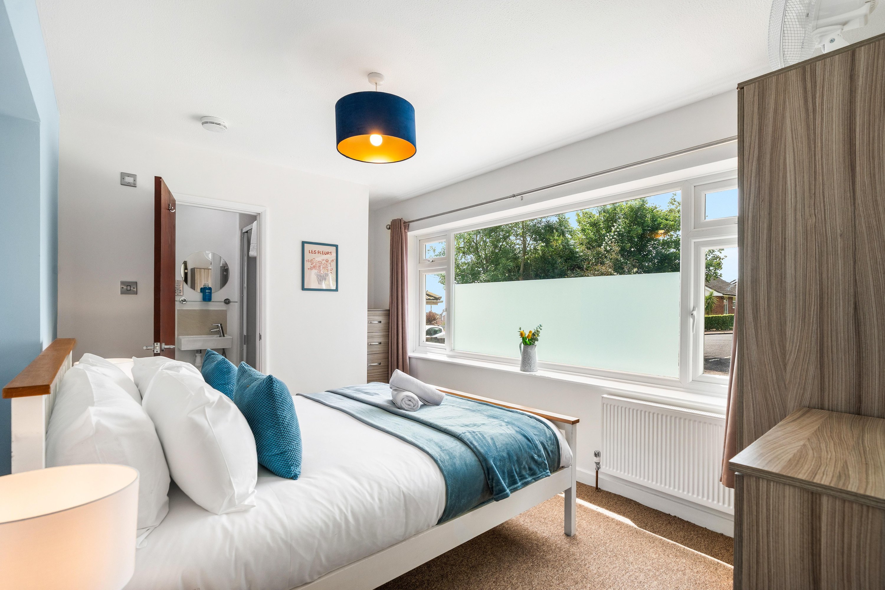 Downs Escape | By My Getaways in 6 Tottington Way Shoreham-by-Sea West Sussex BN43 6HU - Property image 9 - VivreStays