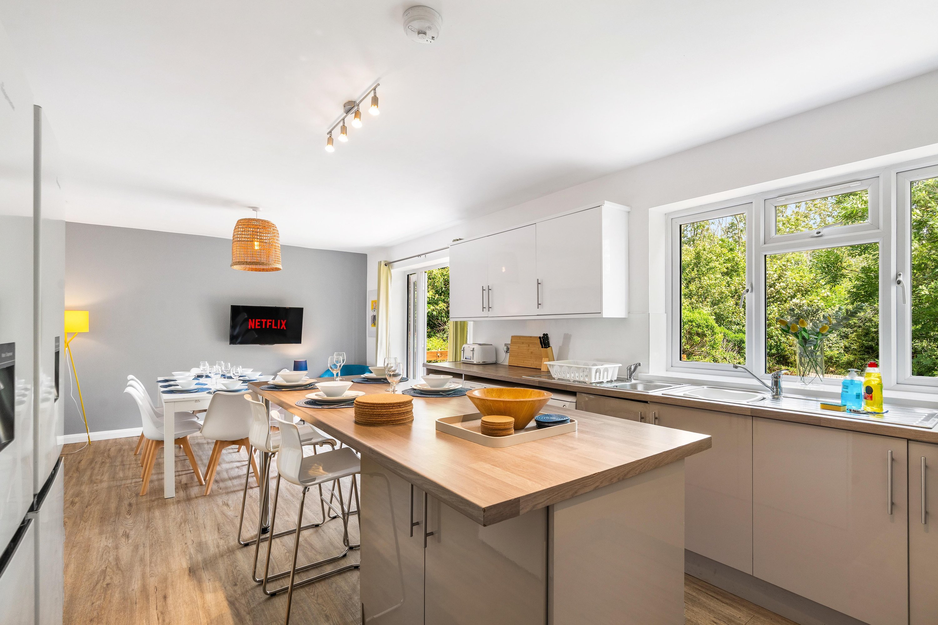 Downs Escape | By My Getaways in 6 Tottington Way Shoreham-by-Sea West Sussex BN43 6HU - Property image 2 - VivreStays