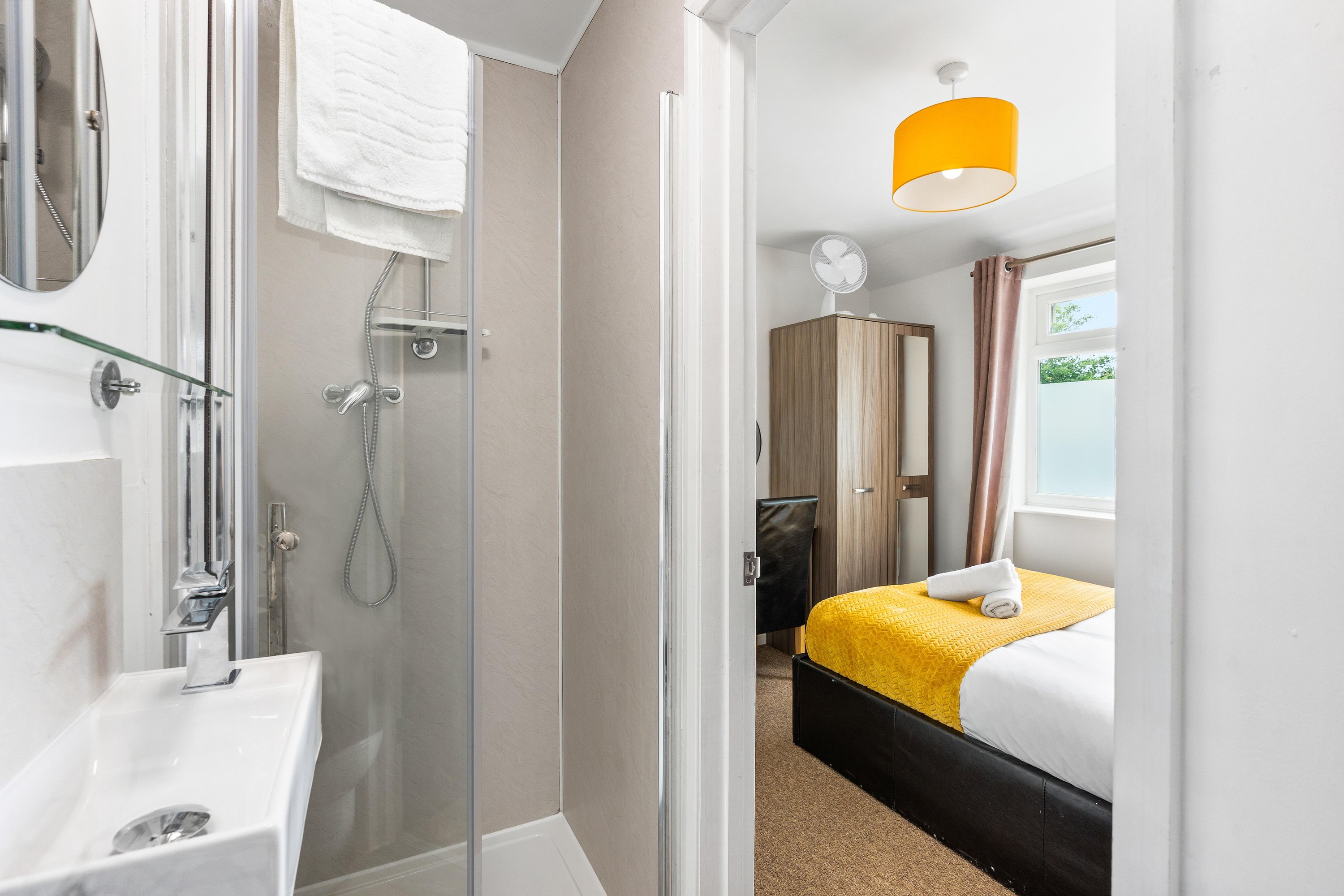 Downs Escape | By My Getaways in 6 Tottington Way Shoreham-by-Sea West Sussex BN43 6HU - Property image 27 - VivreStays