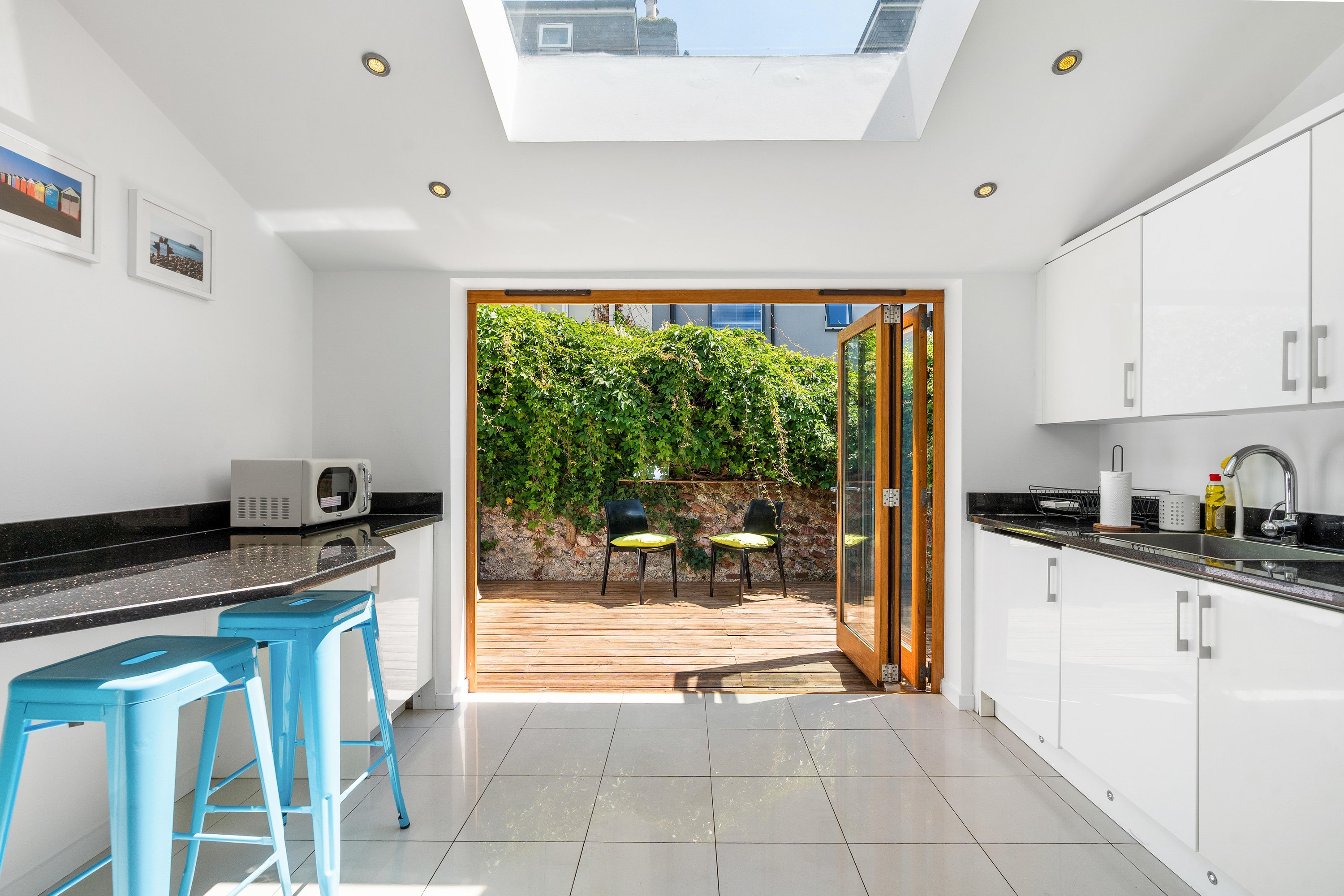 Leafy Haven | By My Getaways in 56 Coleman Street, Brighton BN2 9SQ - Property image 2 - VivreStays