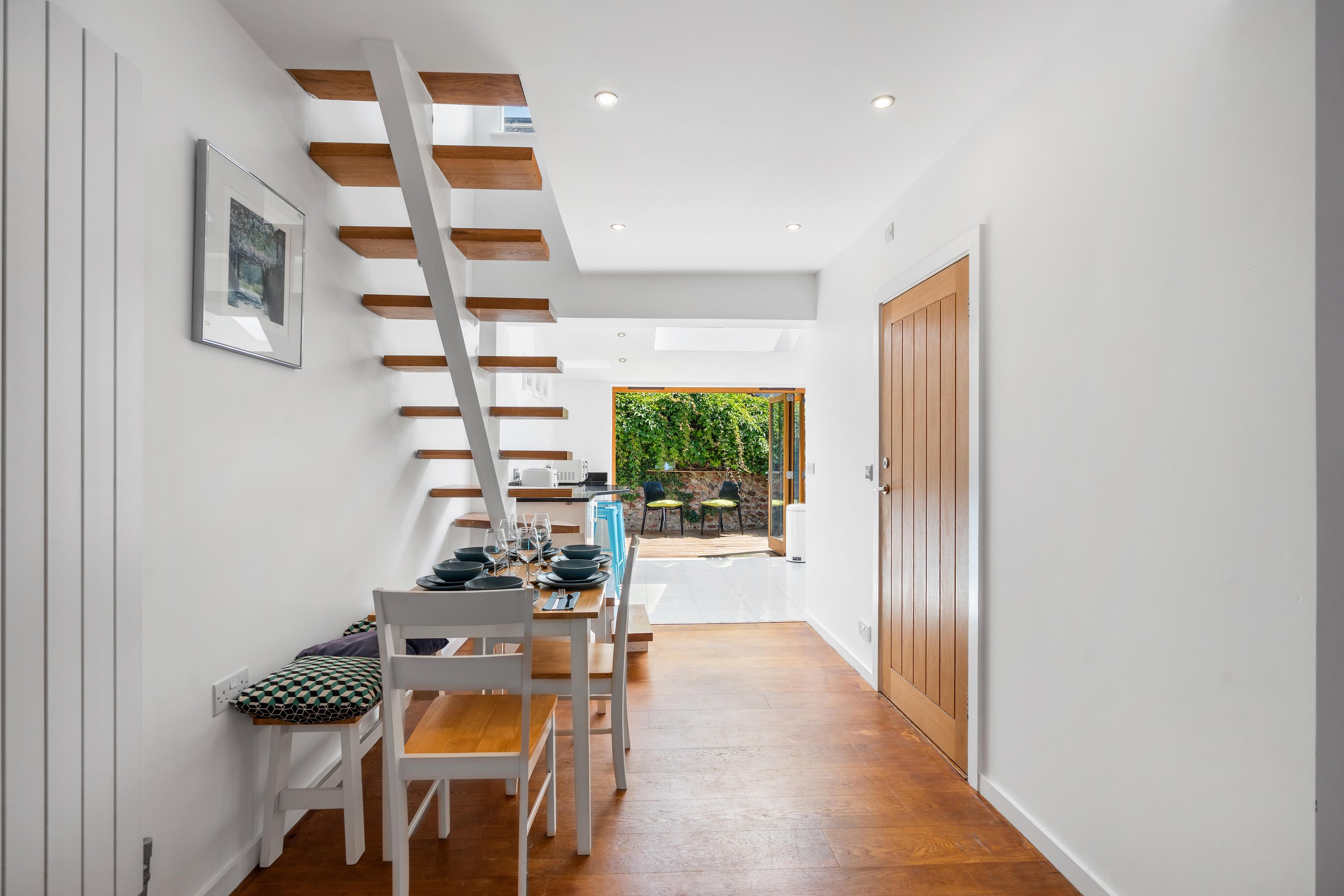 Leafy Haven | By My Getaways in 56 Coleman Street, Brighton BN2 9SQ - Property image 17 - VivreStays