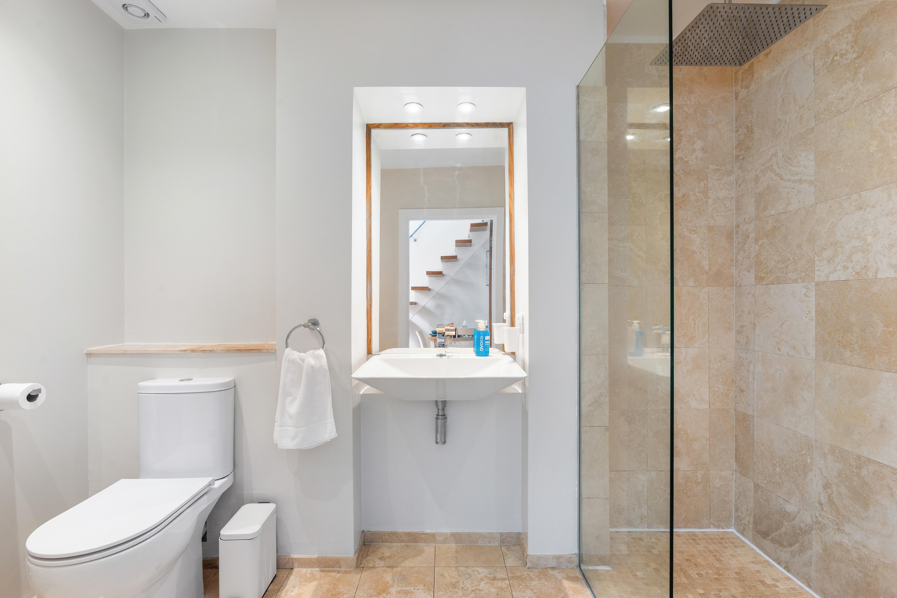 Leafy Haven | By My Getaways in 56 Coleman Street, Brighton BN2 9SQ - Property image 19 - VivreStays