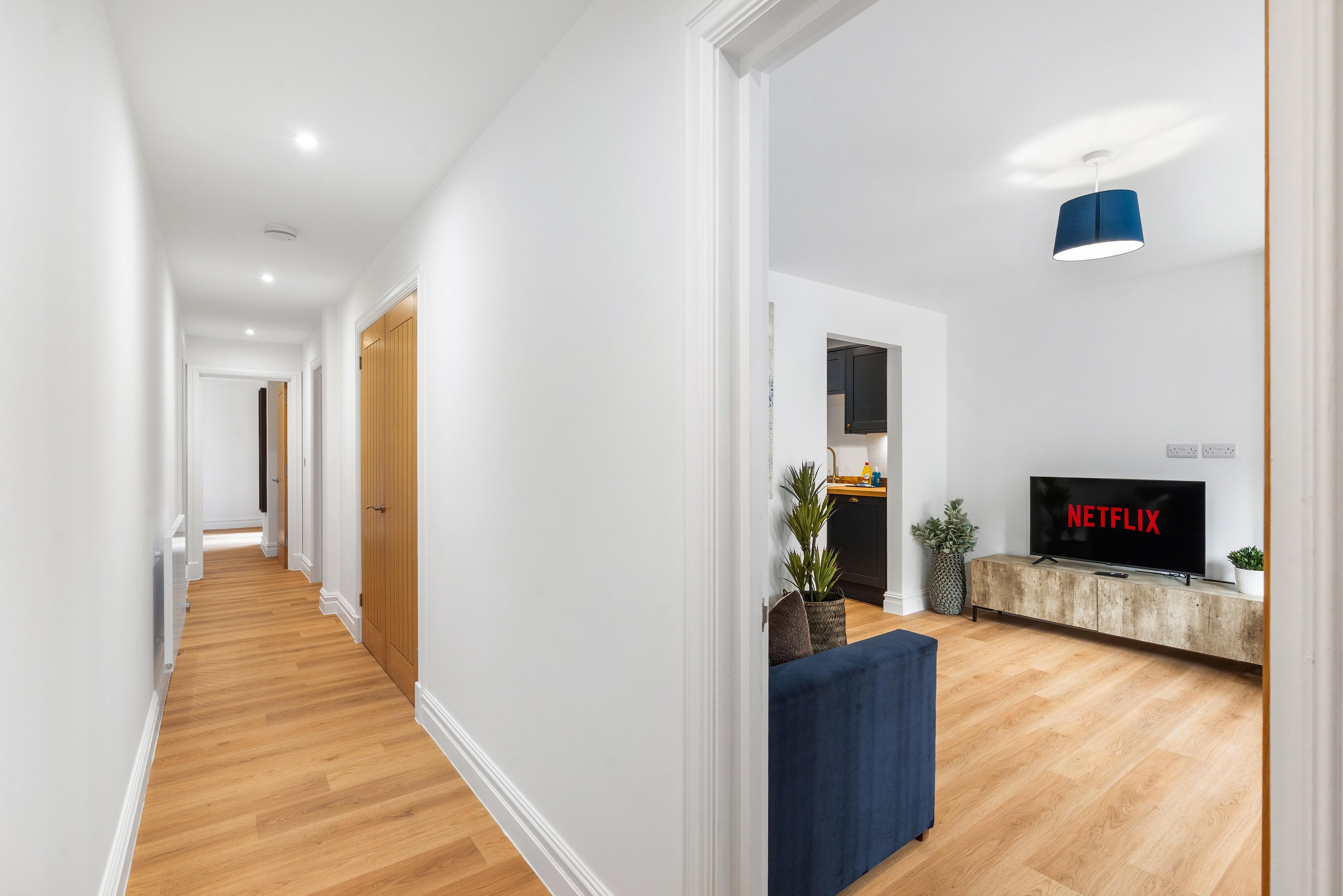 Urban Breeze | By My Getaways in Flat 1, 1 Albion Street BN2 9PE - Property image 21 - VivreStays
