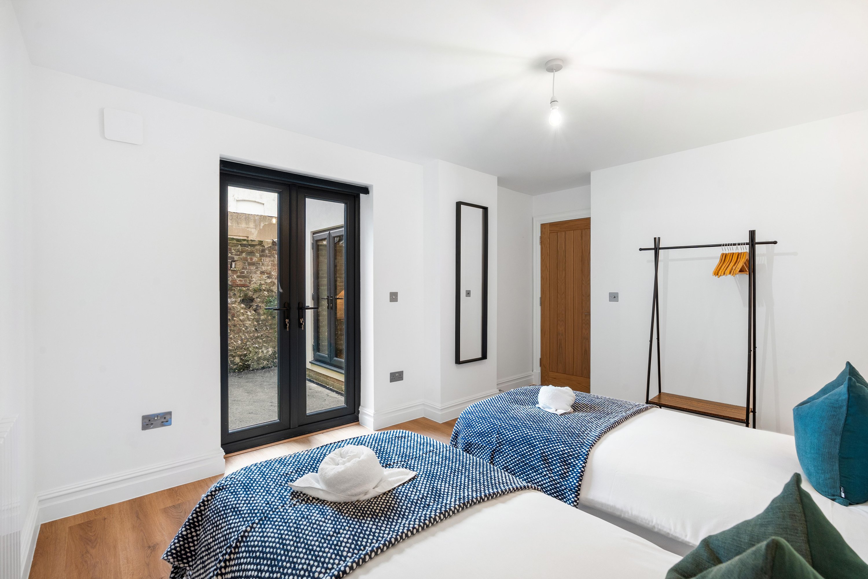 Urban Breeze | By My Getaways in Flat 1, 1 Albion Street BN2 9PE - Property image 14 - VivreStays