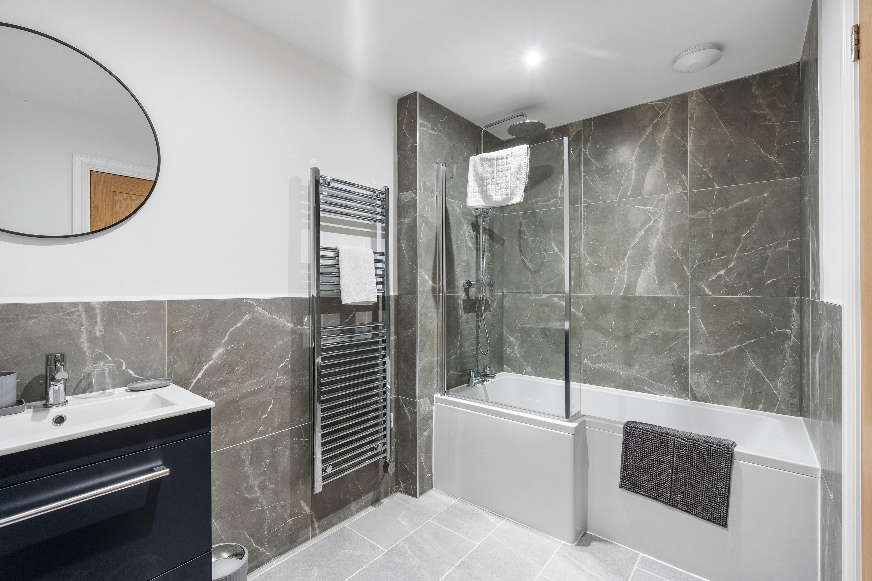 Urban Breeze | By My Getaways in Flat 1, 1 Albion Street BN2 9PE - Property image 6 - VivreStays