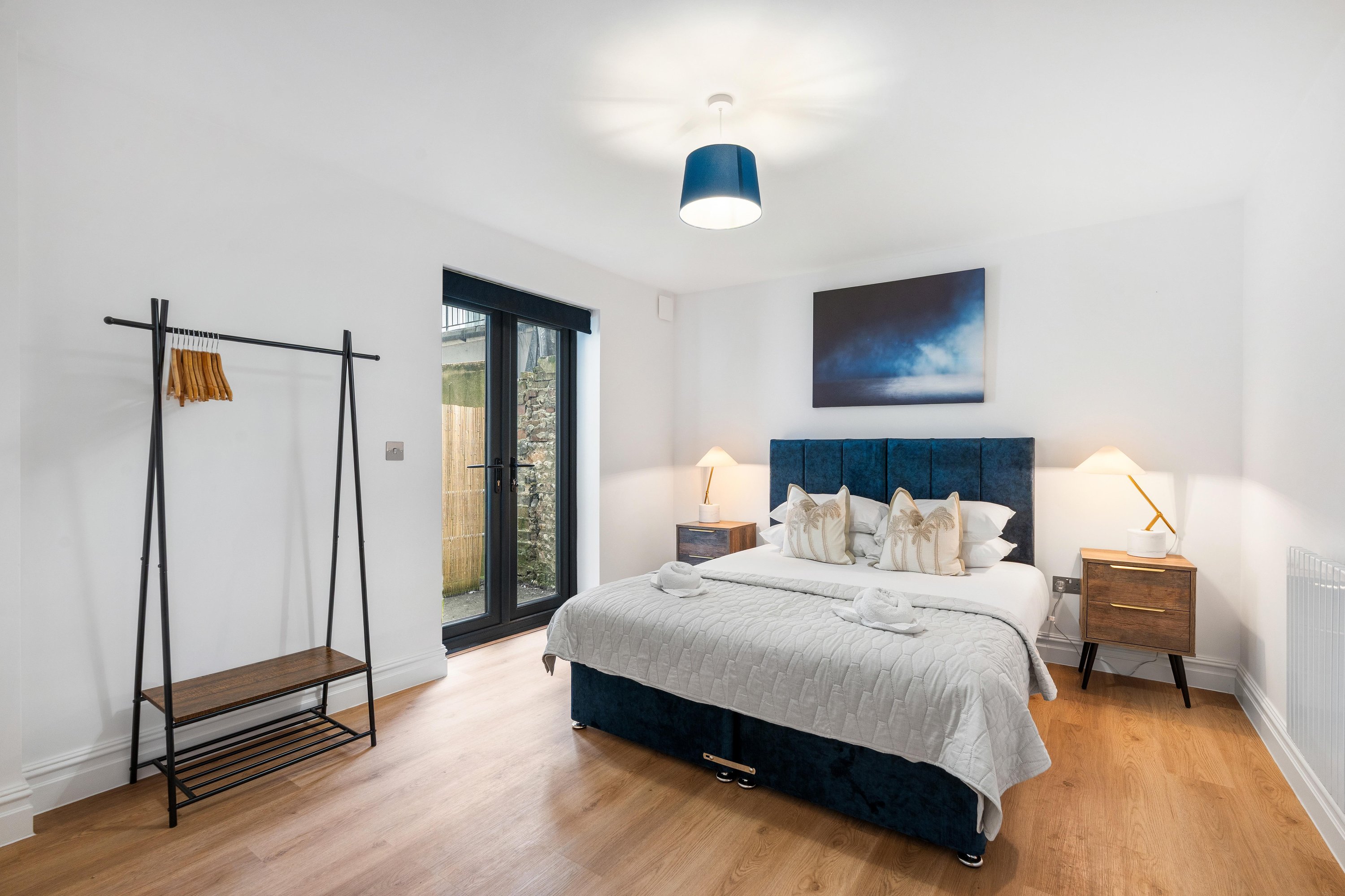 Urban Breeze | By My Getaways in Flat 1, 1 Albion Street BN2 9PE - Property image 2 - VivreStays