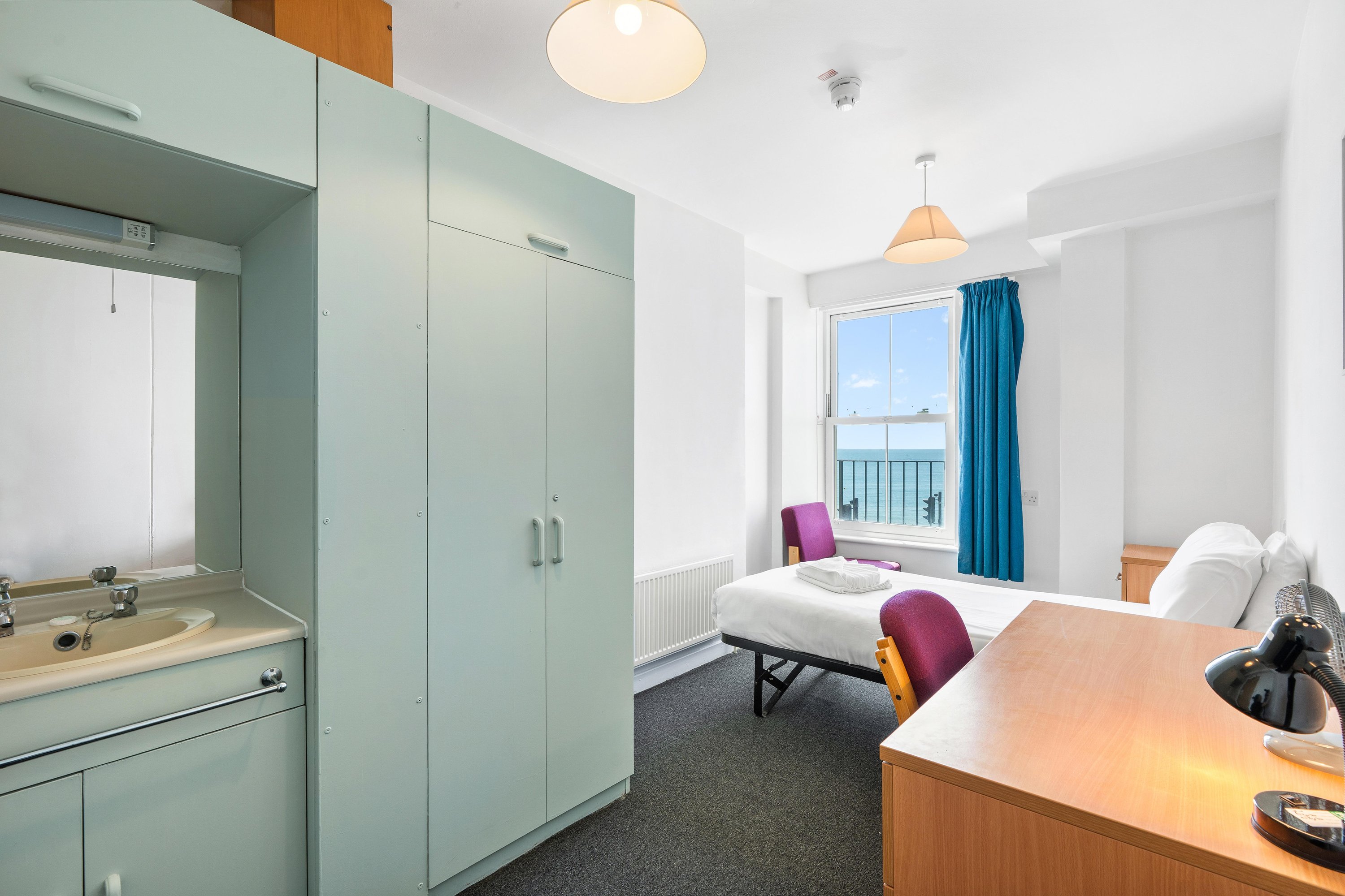 Kings Residence 3 | By My Getaways in 51-53 Kings Road, Brighton BN1 1NA - Property image 15 - VivreStays