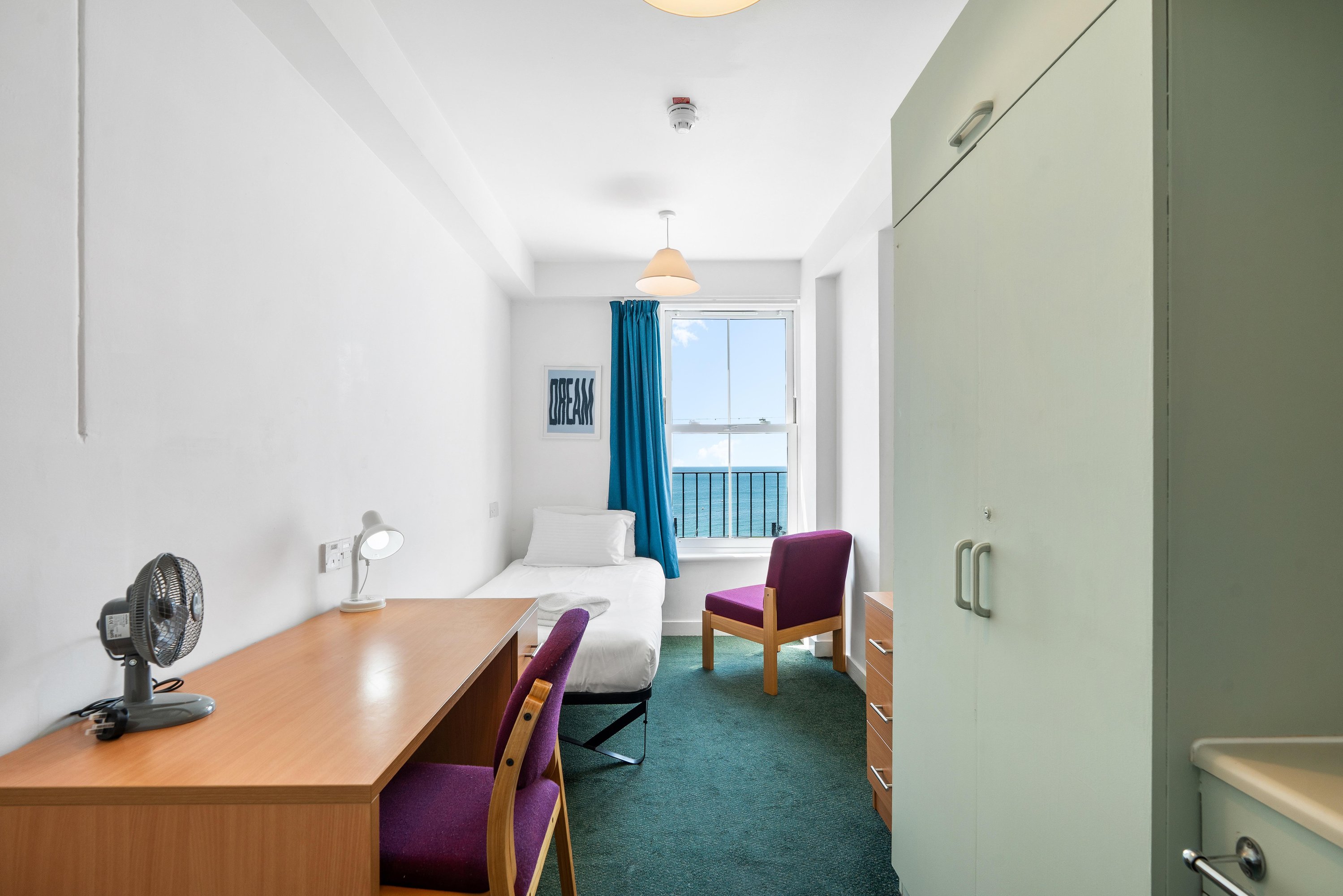 Kings Residence 6 | By My Getaways in 51-53 Kings Road, Brighton BN1 1NA - Property image 17 - VivreStays