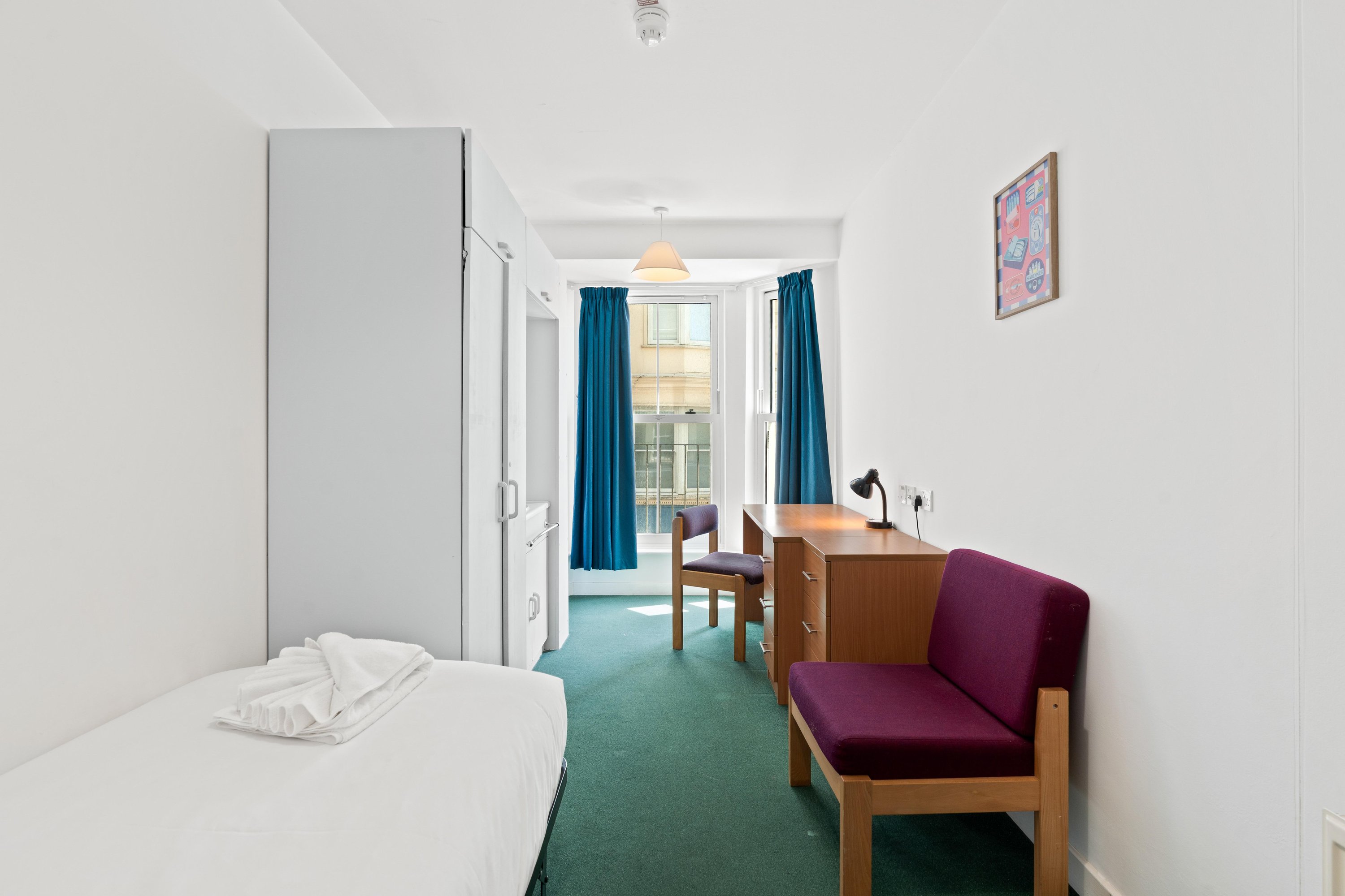 Kings Residence 7 | By My Getaways in 51-53 Kings Road, Brighton BN1 1NA - Property image 12 - VivreStays