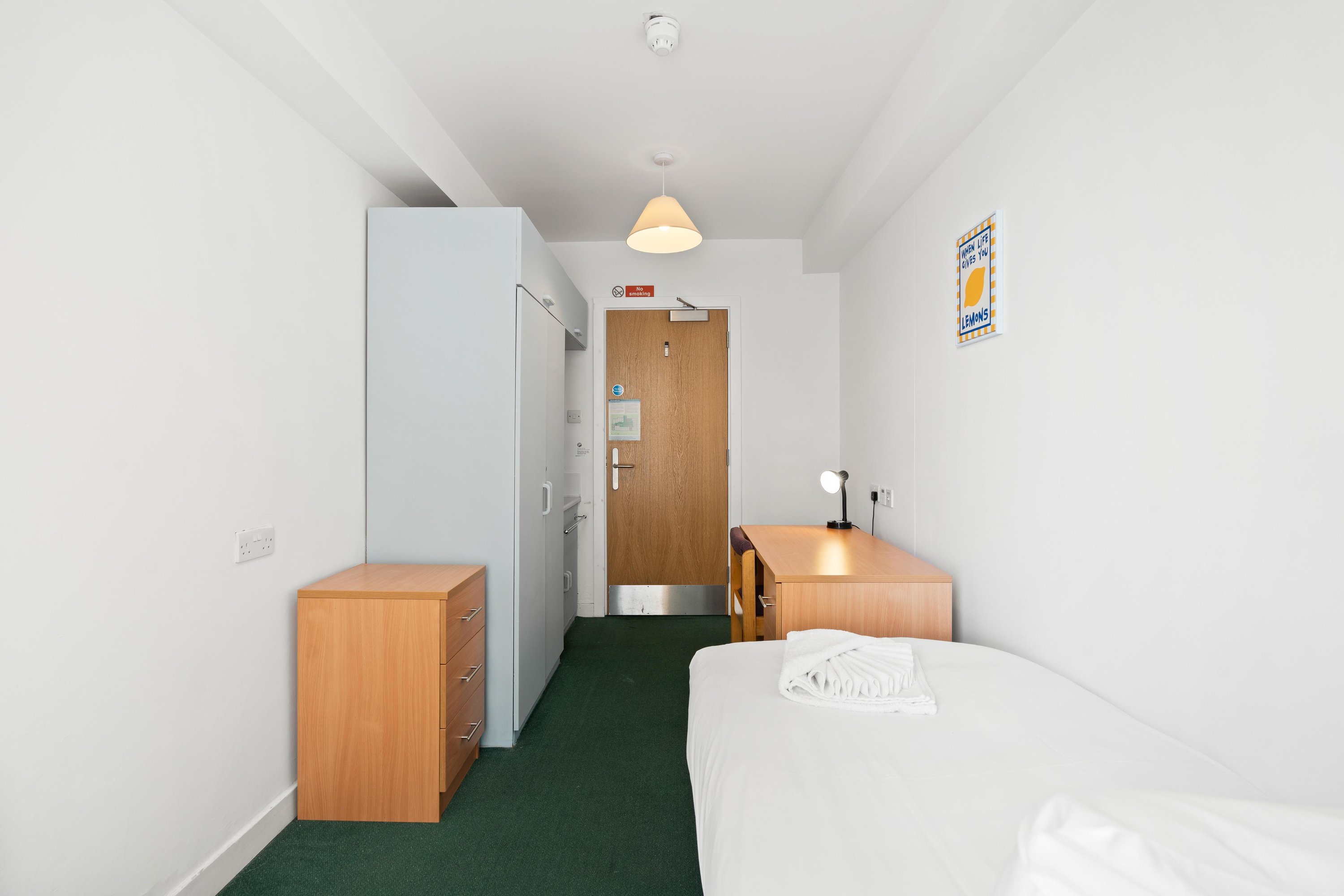 Kings Residence 7 | By My Getaways in 51-53 Kings Road, Brighton BN1 1NA - Property image 14 - VivreStays