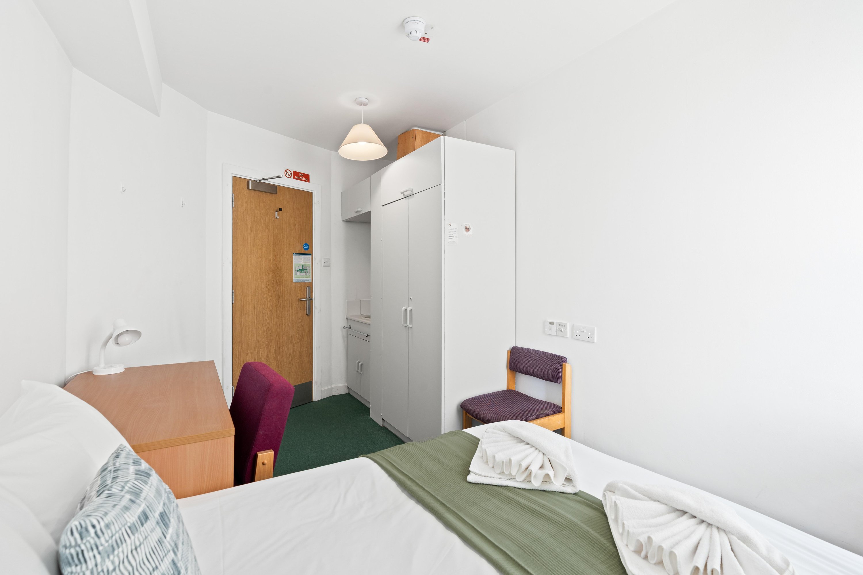 Kings Residence 7 | By My Getaways in 51-53 Kings Road, Brighton BN1 1NA - Property image 18 - VivreStays