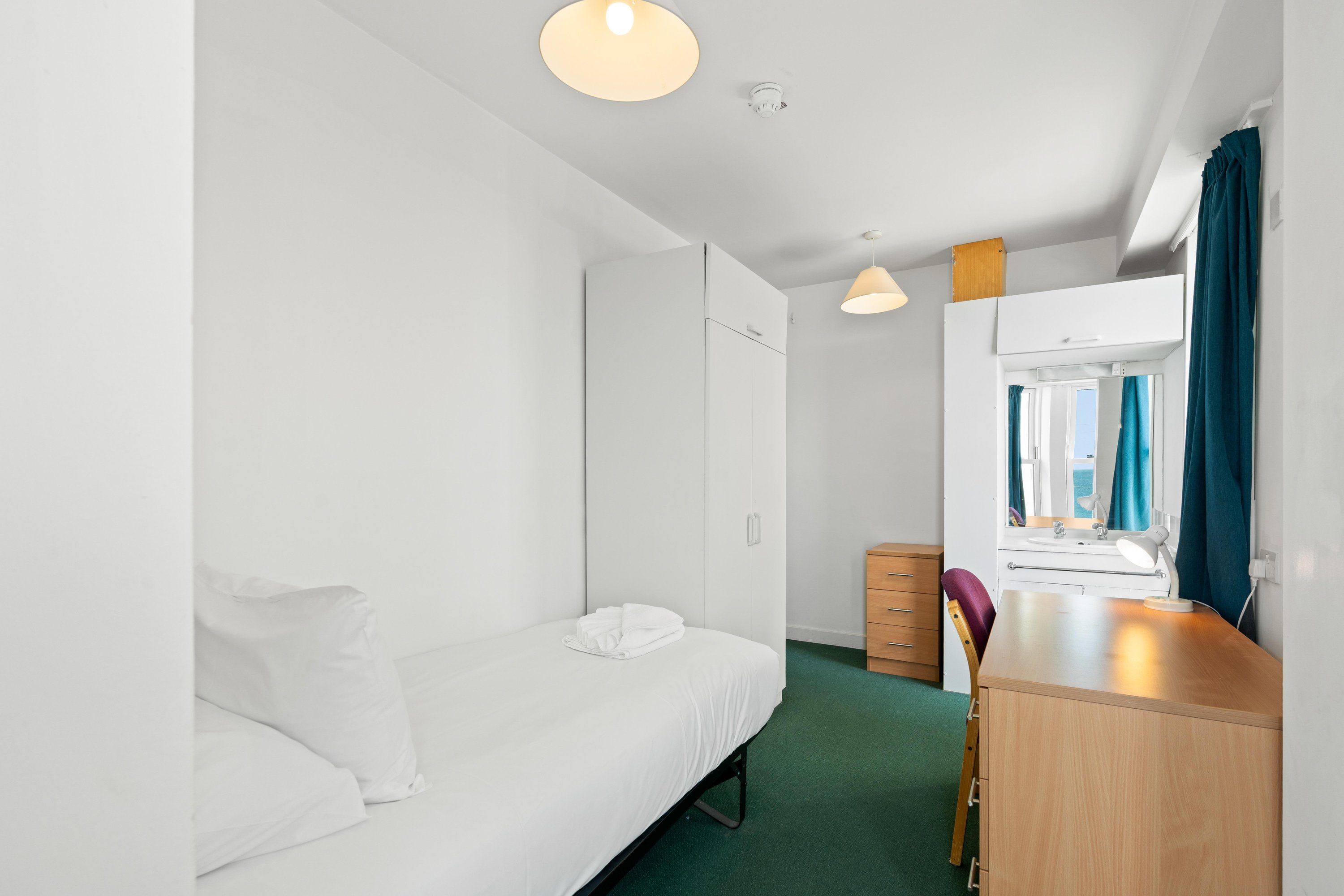 Kings Residence 7 | By My Getaways in 51-53 Kings Road, Brighton BN1 1NA - Property image 21 - VivreStays