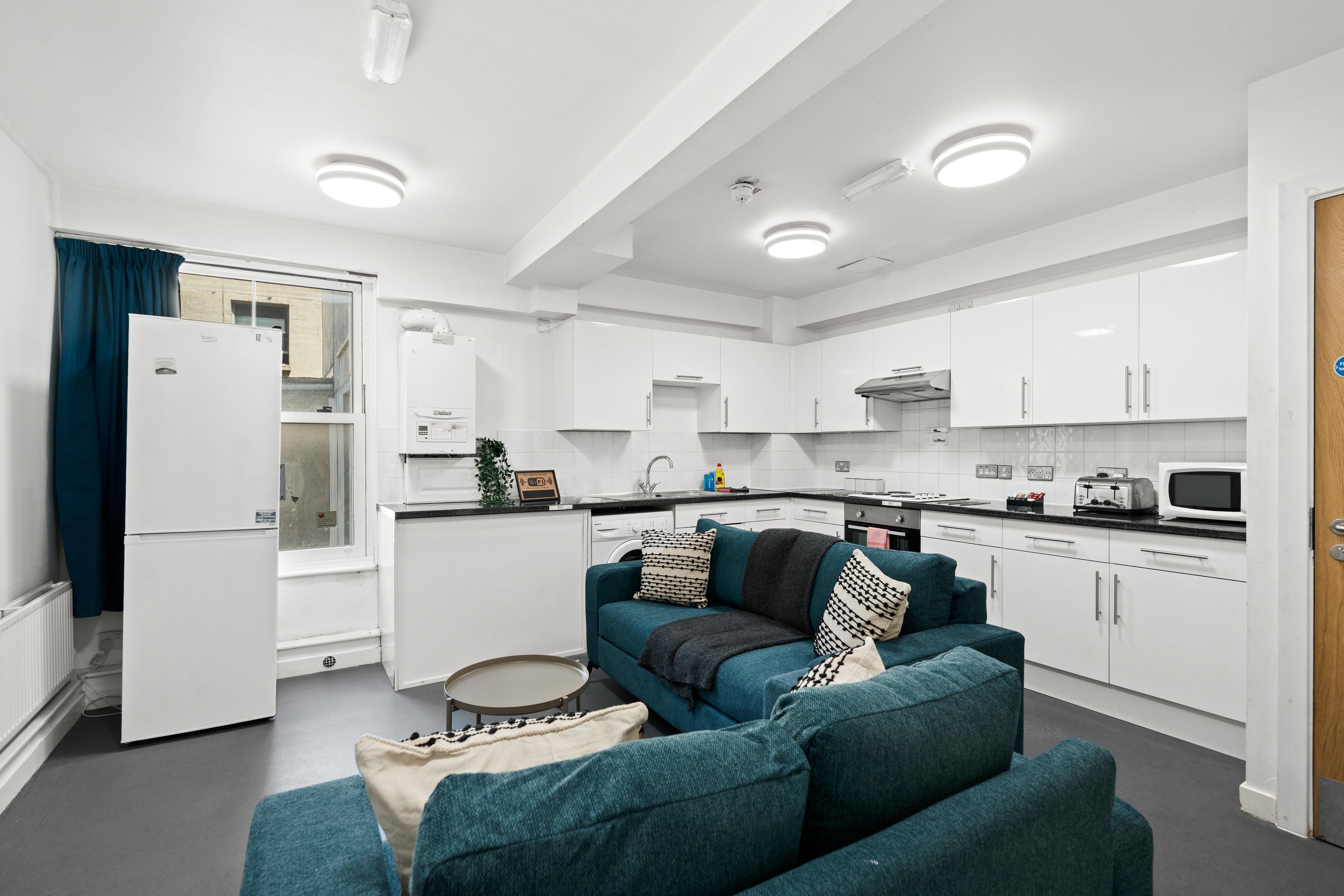 Kings Residence 7 | By My Getaways in 51-53 Kings Road, Brighton BN1 1NA - Property image 27 - VivreStays