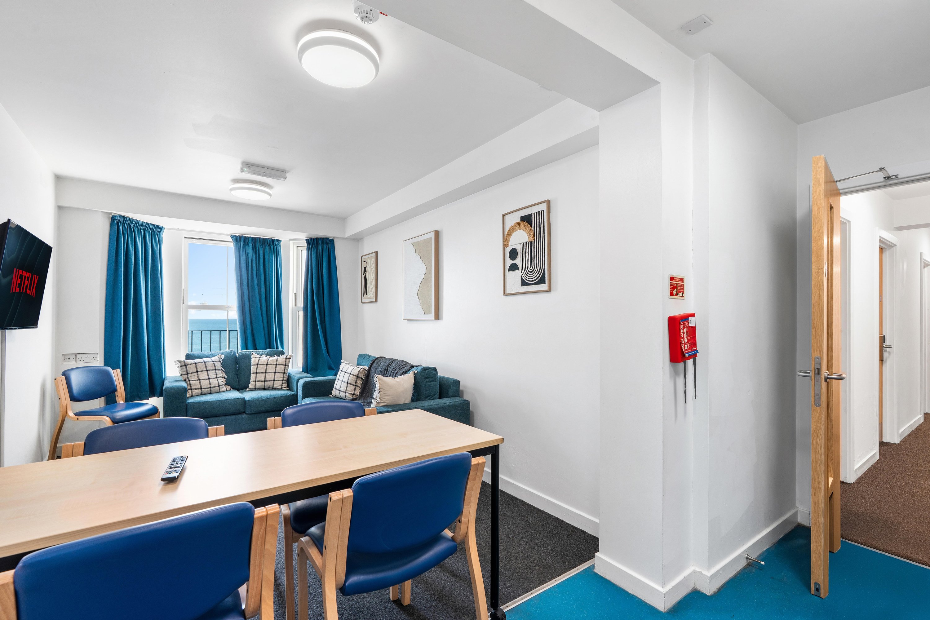Kings Residence 9 | By My Getaways in 51-53 Kings Road, Brighton BN1 1NA - Property image 5 - VivreStays