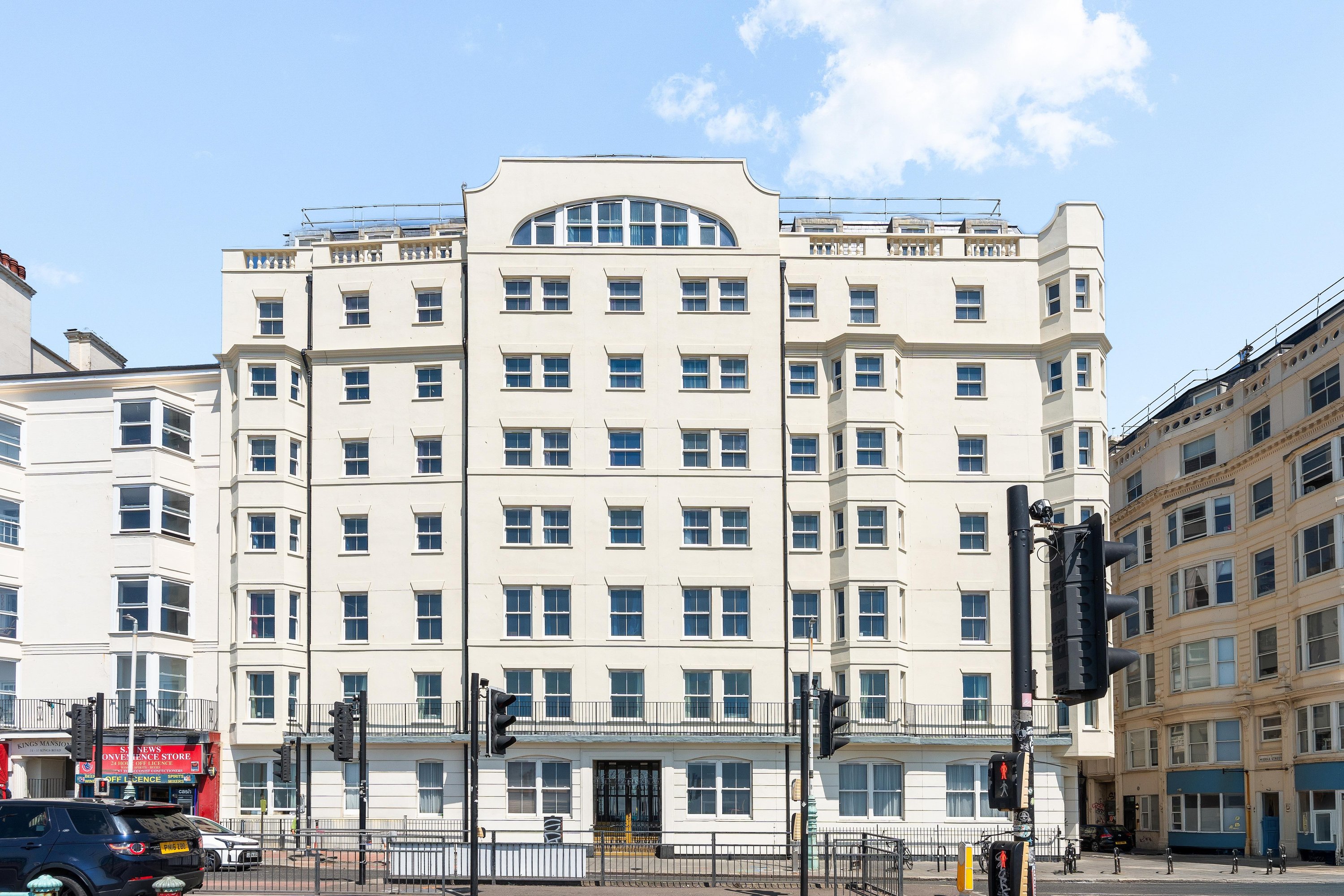 Kings Residence 9 | By My Getaways in 51-53 Kings Road, Brighton BN1 1NA - Property image 27 - VivreStays