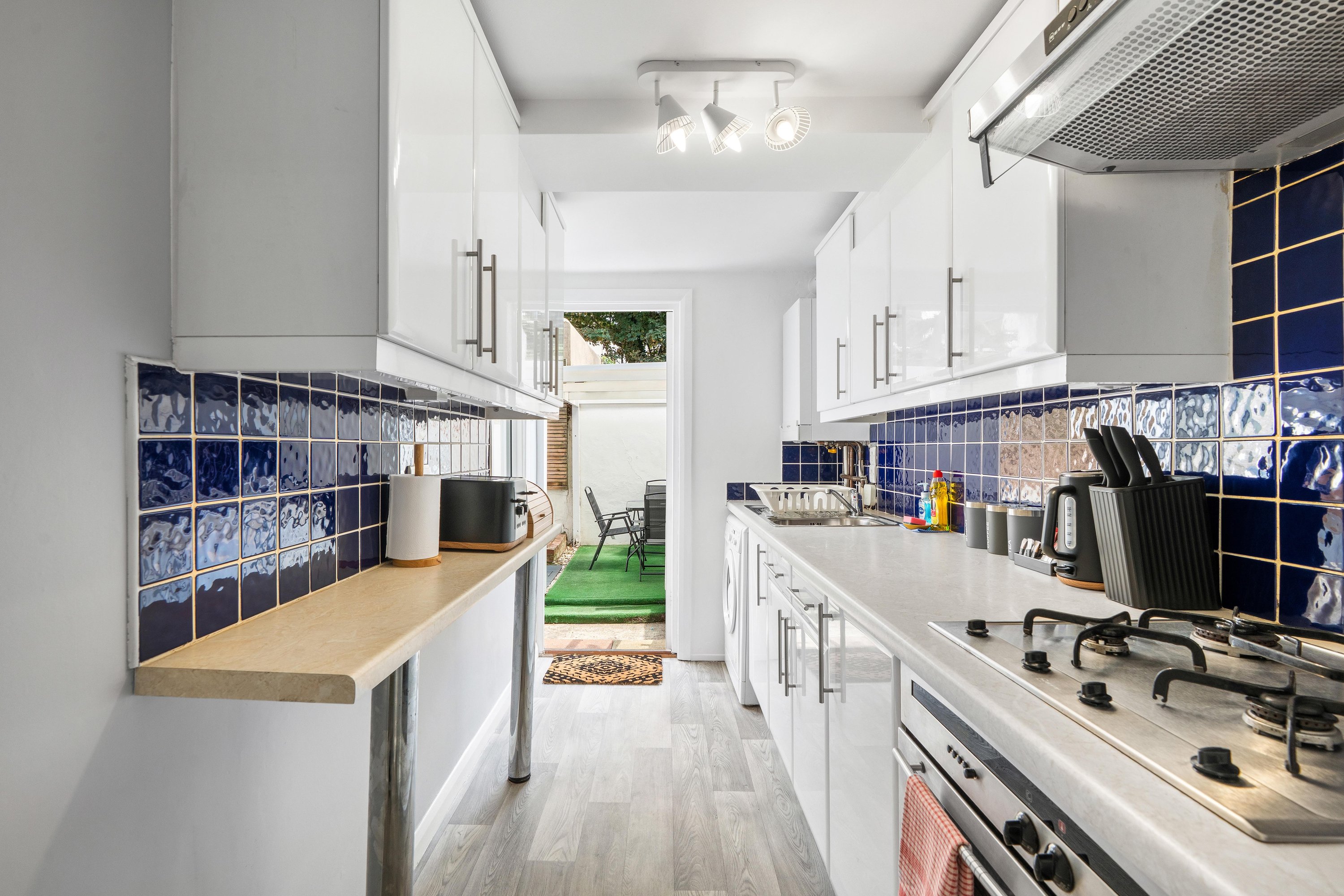 Seaside Haven | By My Getaways in 19 Madeira Place, Brighton BN2 1TN - Property image 12 - VivreStays