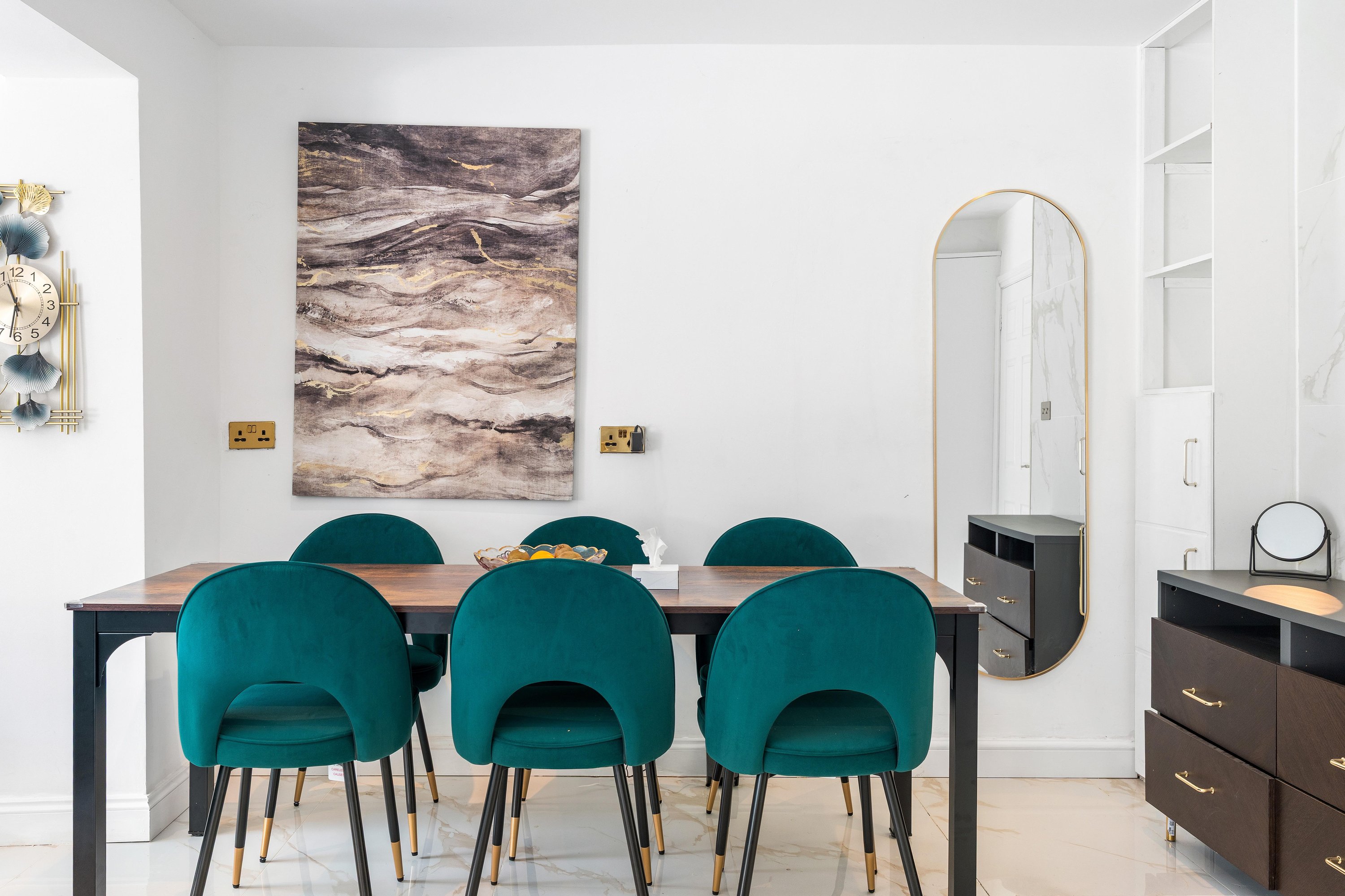 Downs Heights | By My Getaways in 20 Whitethorn Drive, Brighton BN1 5LH - Property image 12 - VivreStays