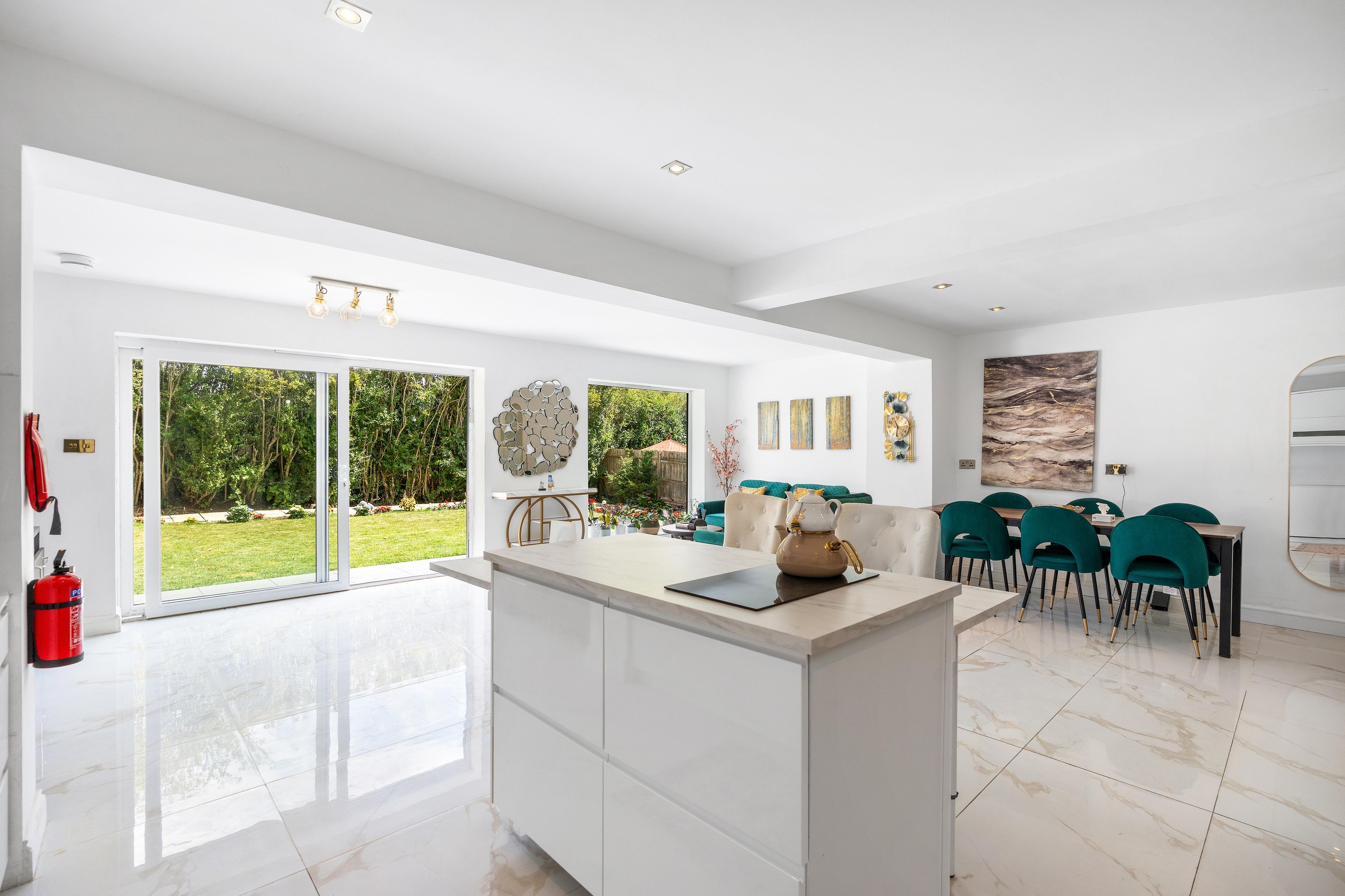 Downs Heights | By My Getaways in 20 Whitethorn Drive, Brighton BN1 5LH - Property image 10 - VivreStays