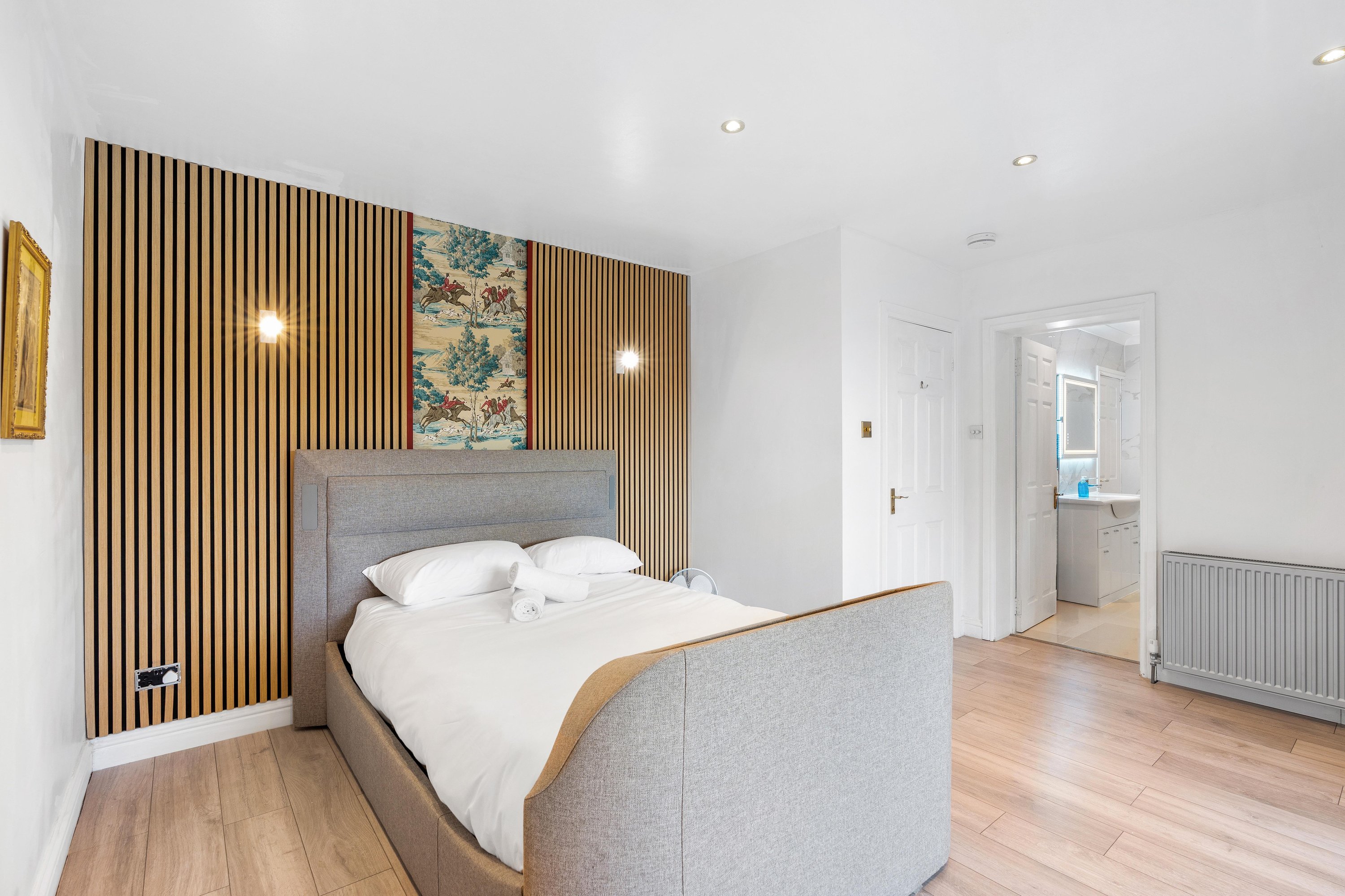 Downs Heights | By My Getaways in 20 Whitethorn Drive, Brighton BN1 5LH - Property image 5 - VivreStays