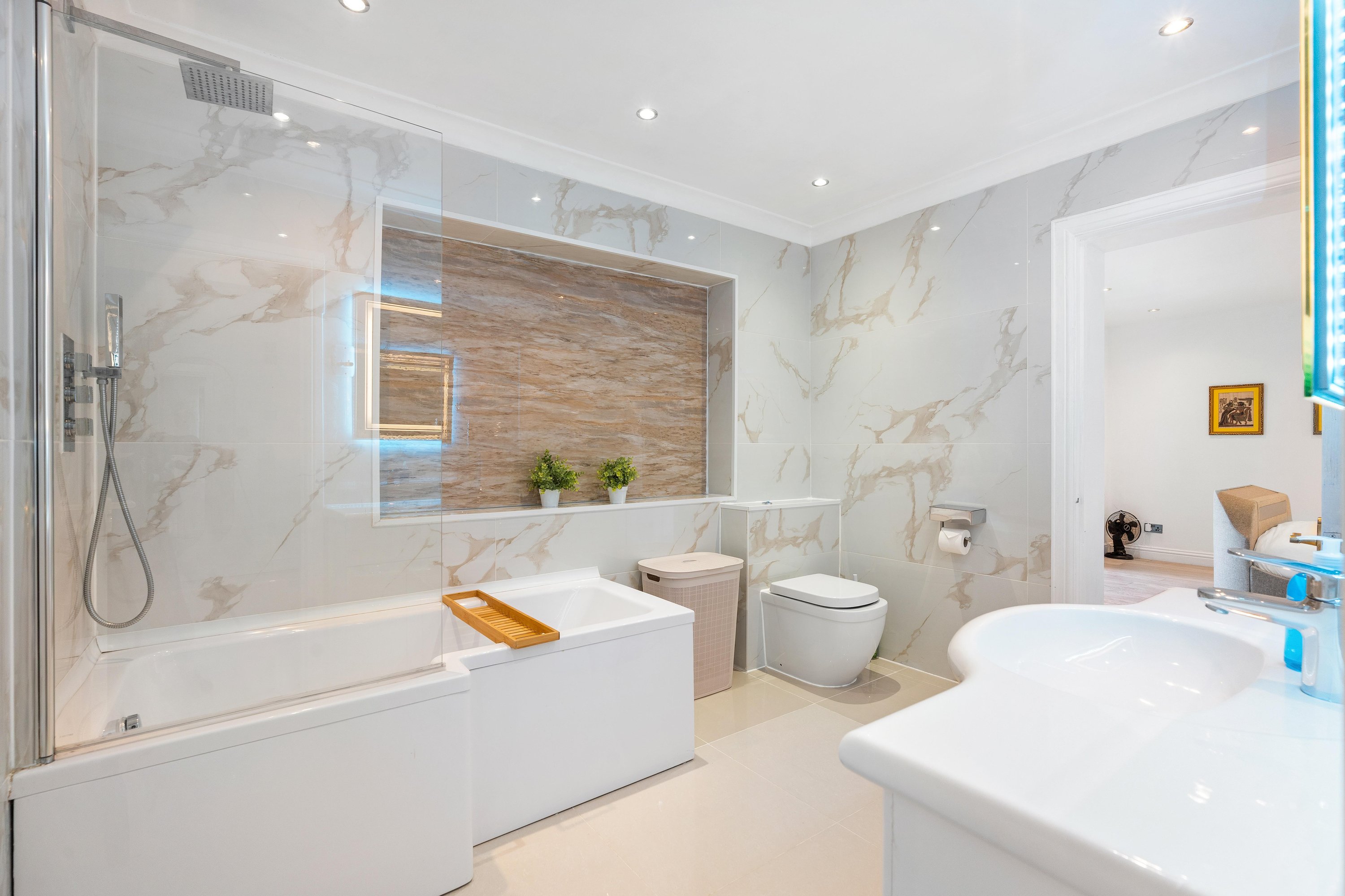 Downs Heights | By My Getaways in 20 Whitethorn Drive, Brighton BN1 5LH - Property image 25 - VivreStays