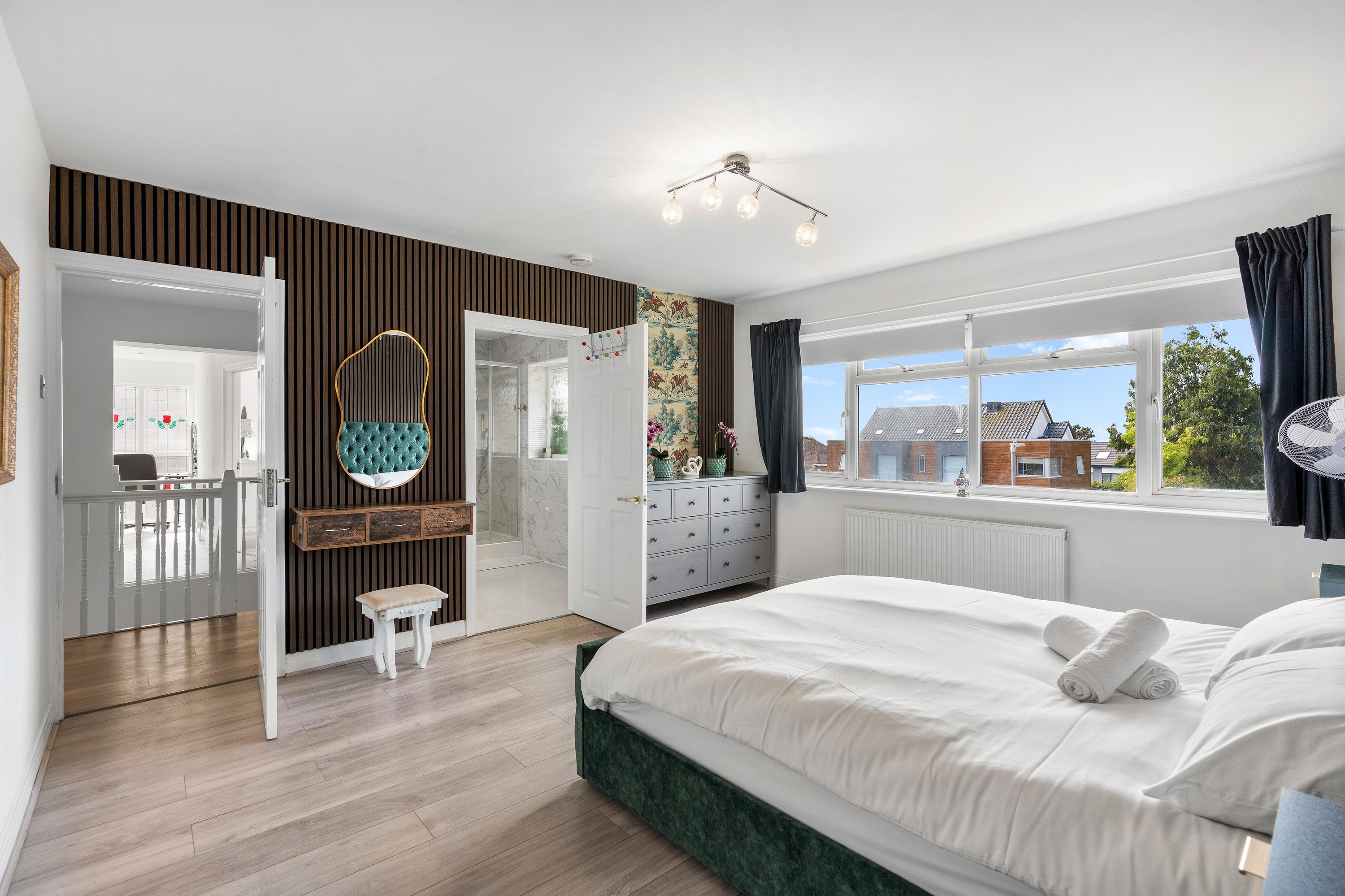 Downs Heights | By My Getaways in 20 Whitethorn Drive, Brighton BN1 5LH - Property image 28 - VivreStays