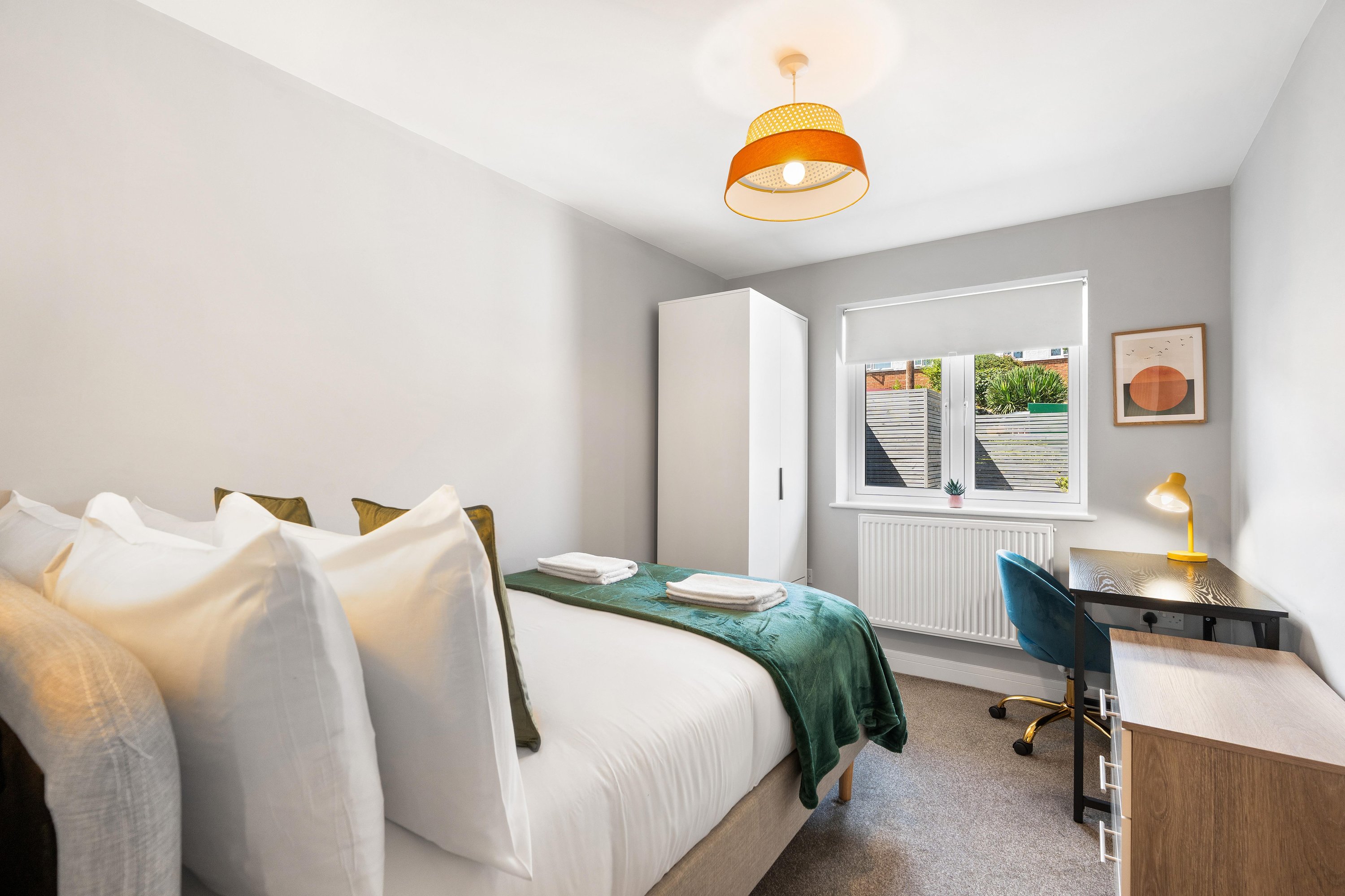 Woodland View 1 | By My Getaways in 16 Park Close, Brighton BN1 9DE - Property image 9 - VivreStays