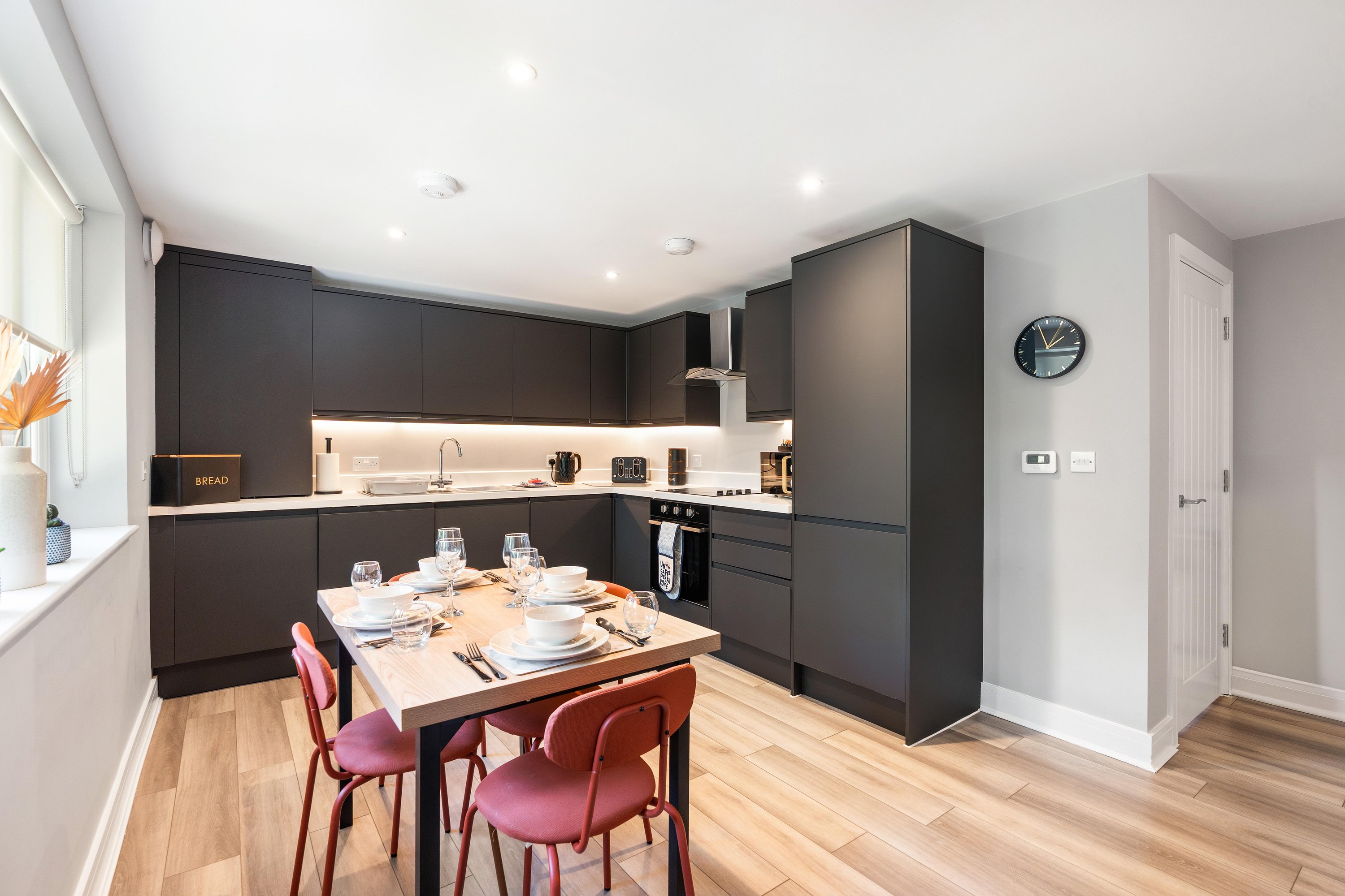 Woodland View 1 | By My Getaways in 16 Park Close, Brighton BN1 9DE - Property image 15 - VivreStays