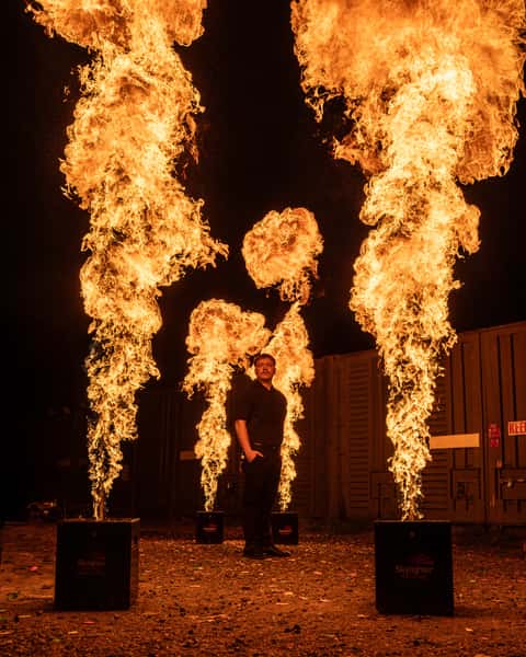 performances · 824