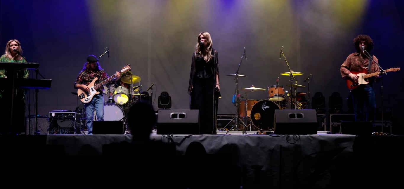 Mercato Nights Music Series ft. Sweet Fleet (Fleetwood Mac tribute)