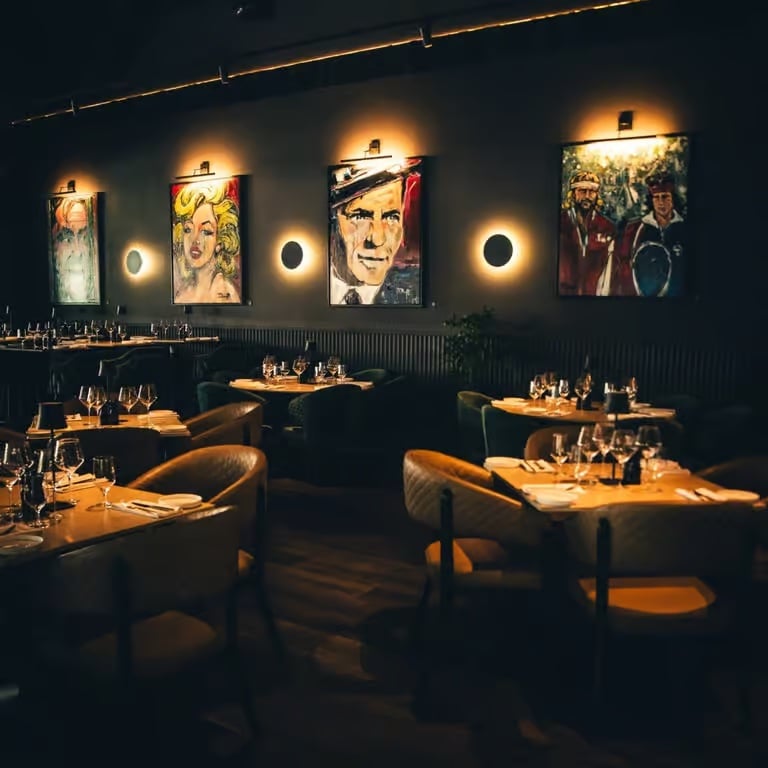 Waxin's Restaurant & Bar, Naples