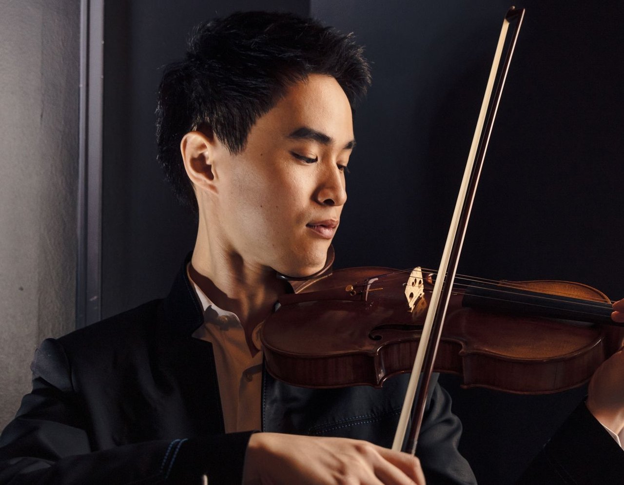 Zhu Plays Paganini — Naples Philharmonic Sypert Salon Chamber Music