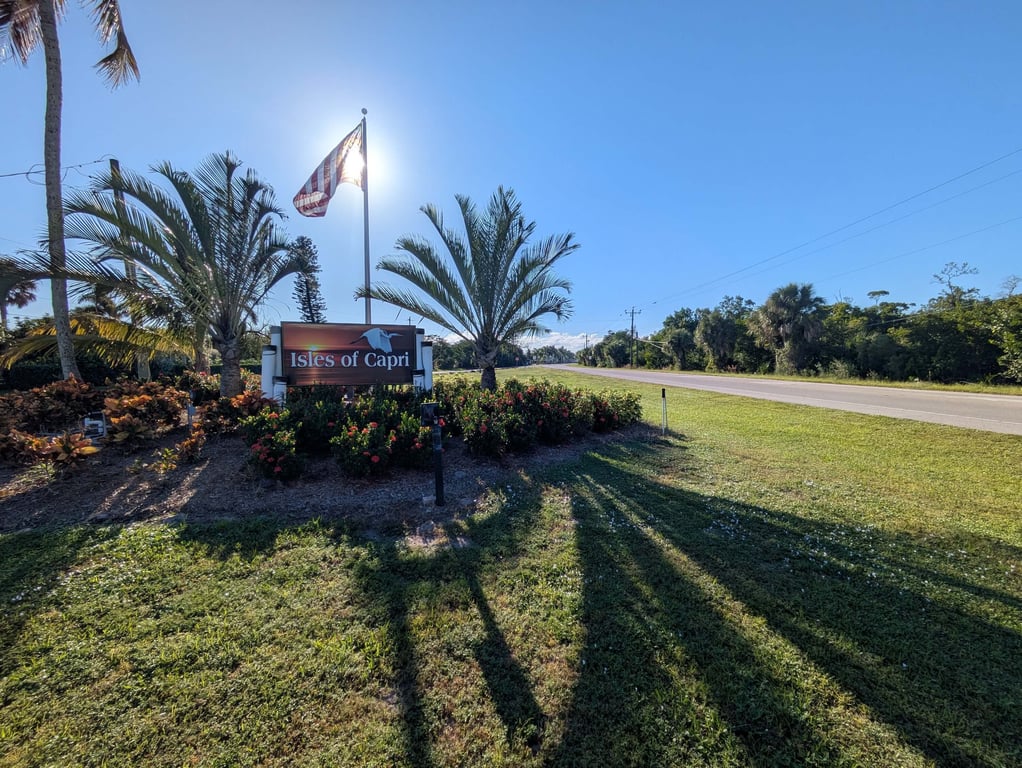 Isles of Capri Florida community entrance sign