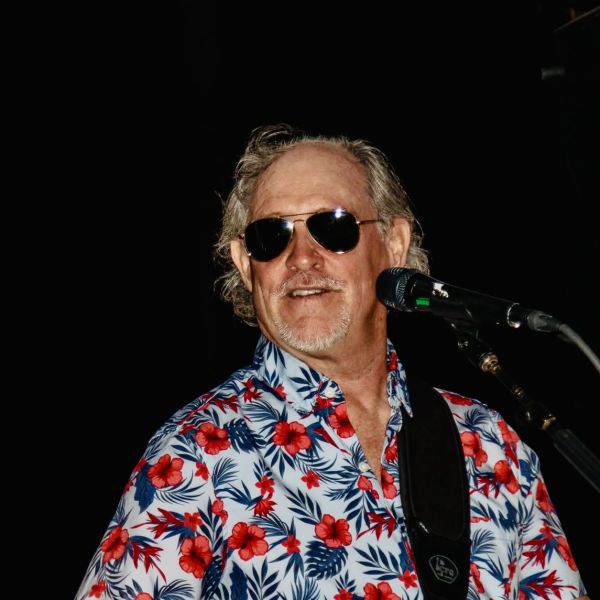 Dave McKenney -solo performer