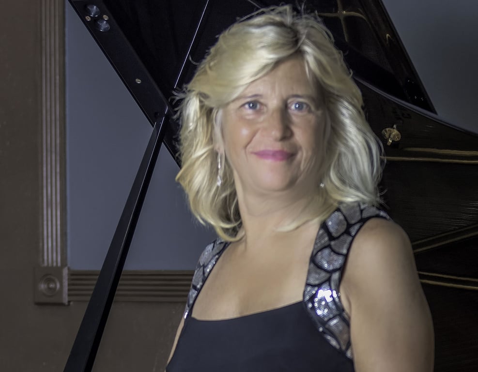 Home for the Holidays — Jodie DeSalvo's Piano Talks