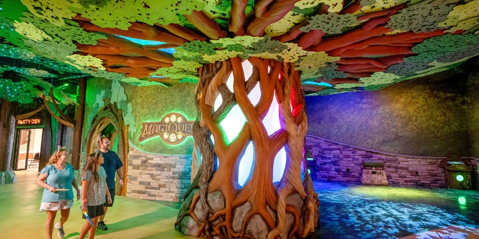 Great wolf New Lodge magiquest 2880x1440