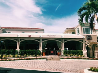 M Waterfront Grille 3